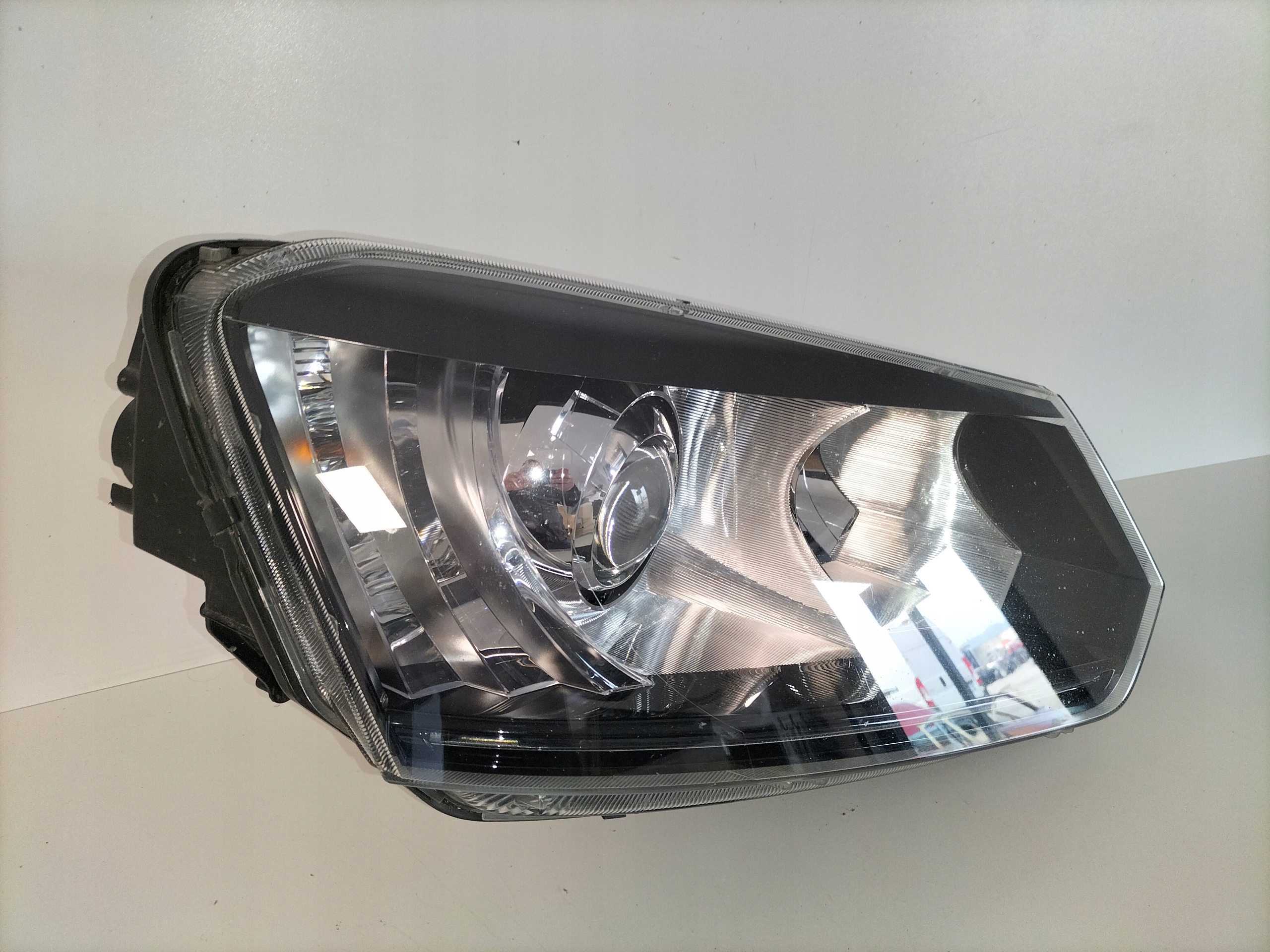 light front reflektor right SKODA YETI LIFT 13-17