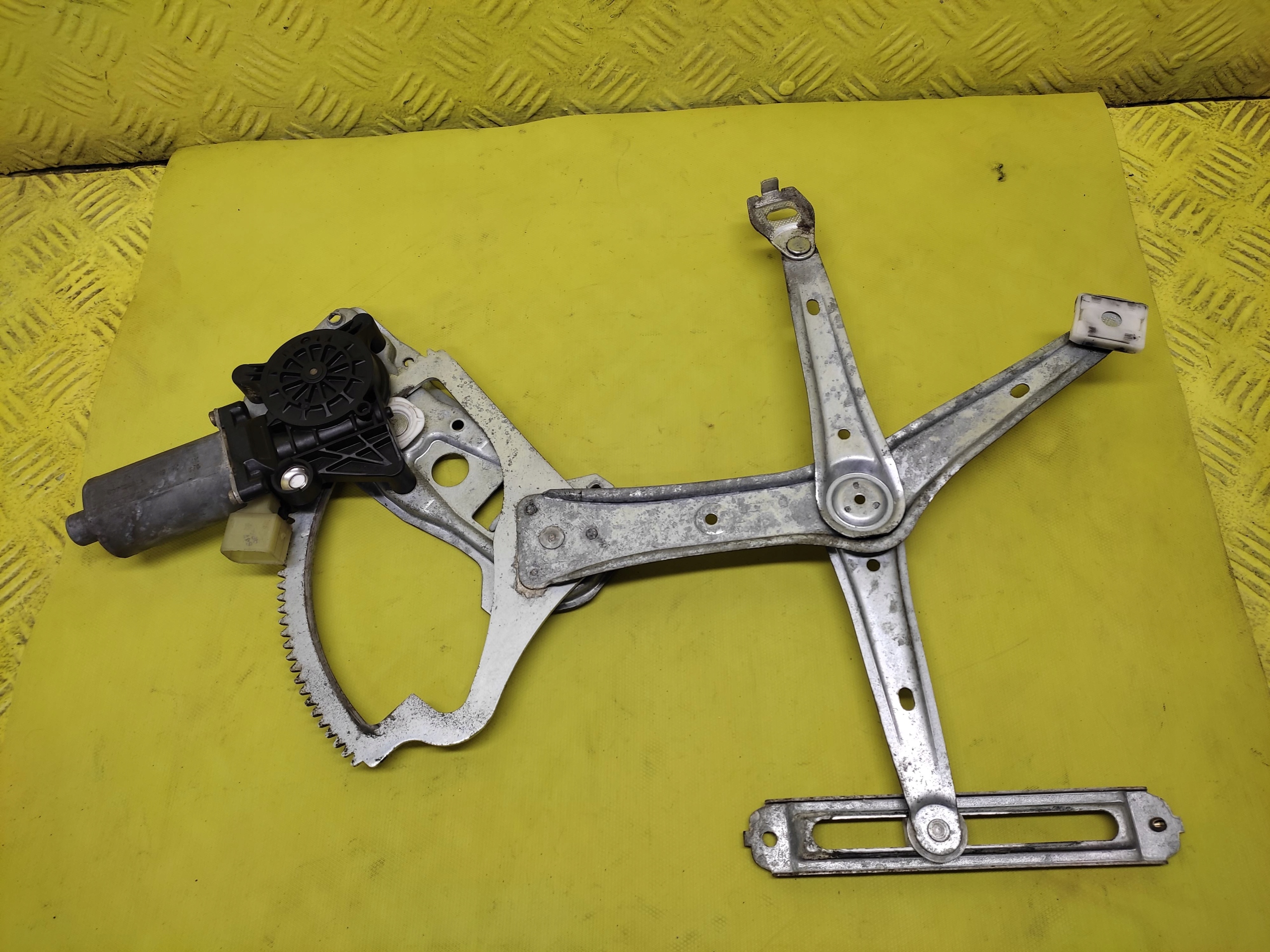 MERCEDES C220 window regulator right front