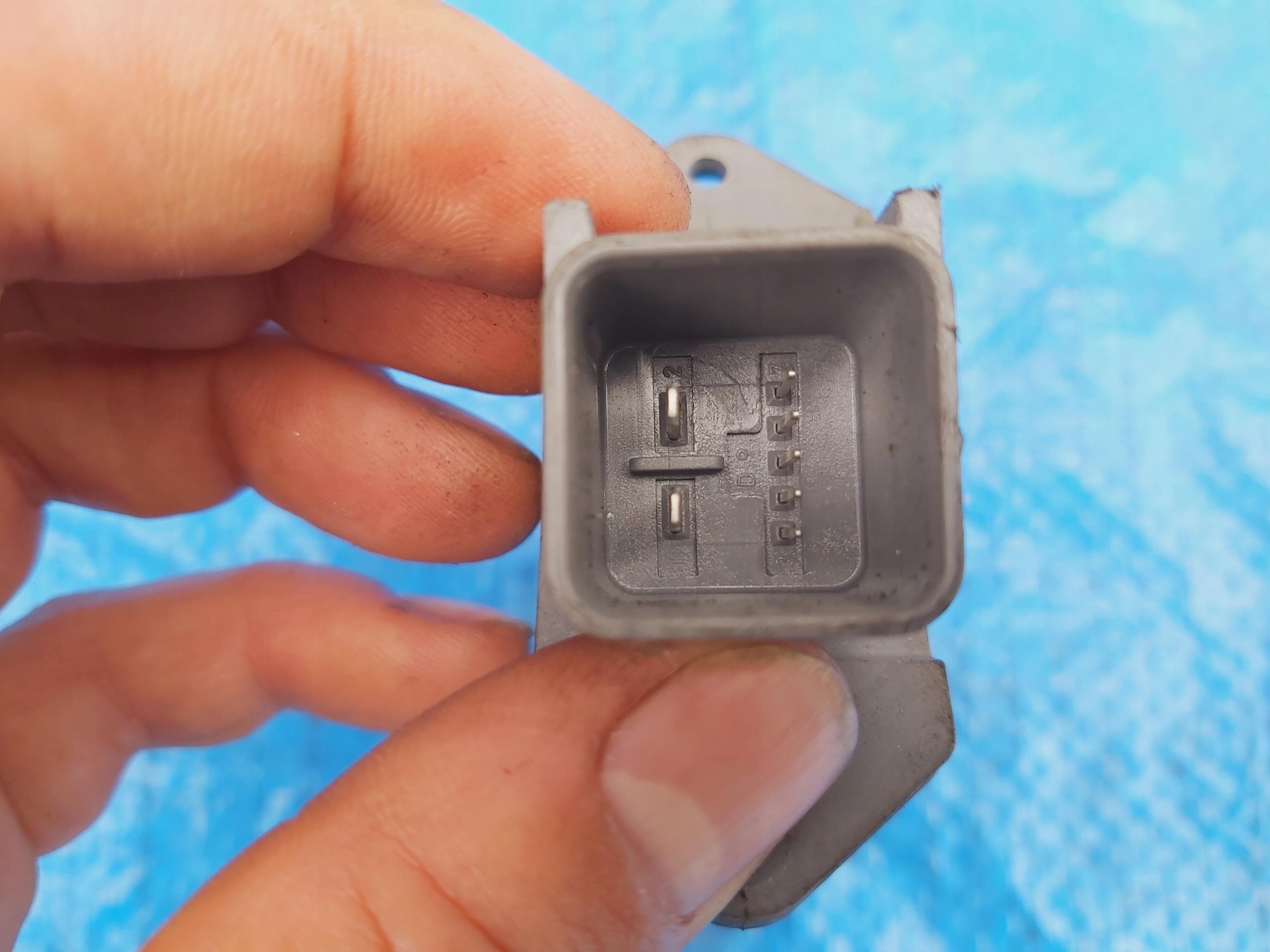 OPEL-CZĘŚCI Insignia A Moduł szyb drzwi 915722-102 Typ samochodu Samochody osobowe