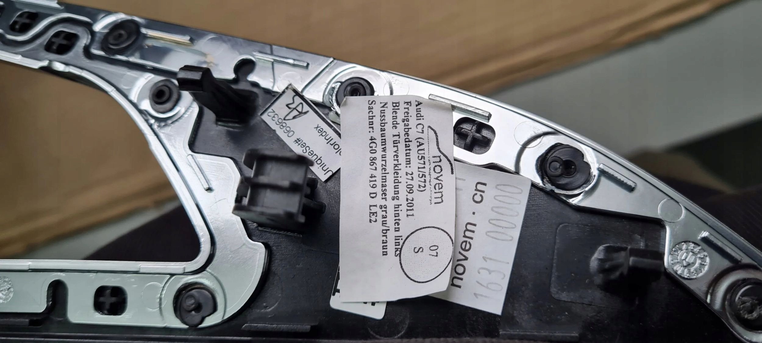 A6 C7 4G DEKOR door cover left left rear part 4G0867419D LE2