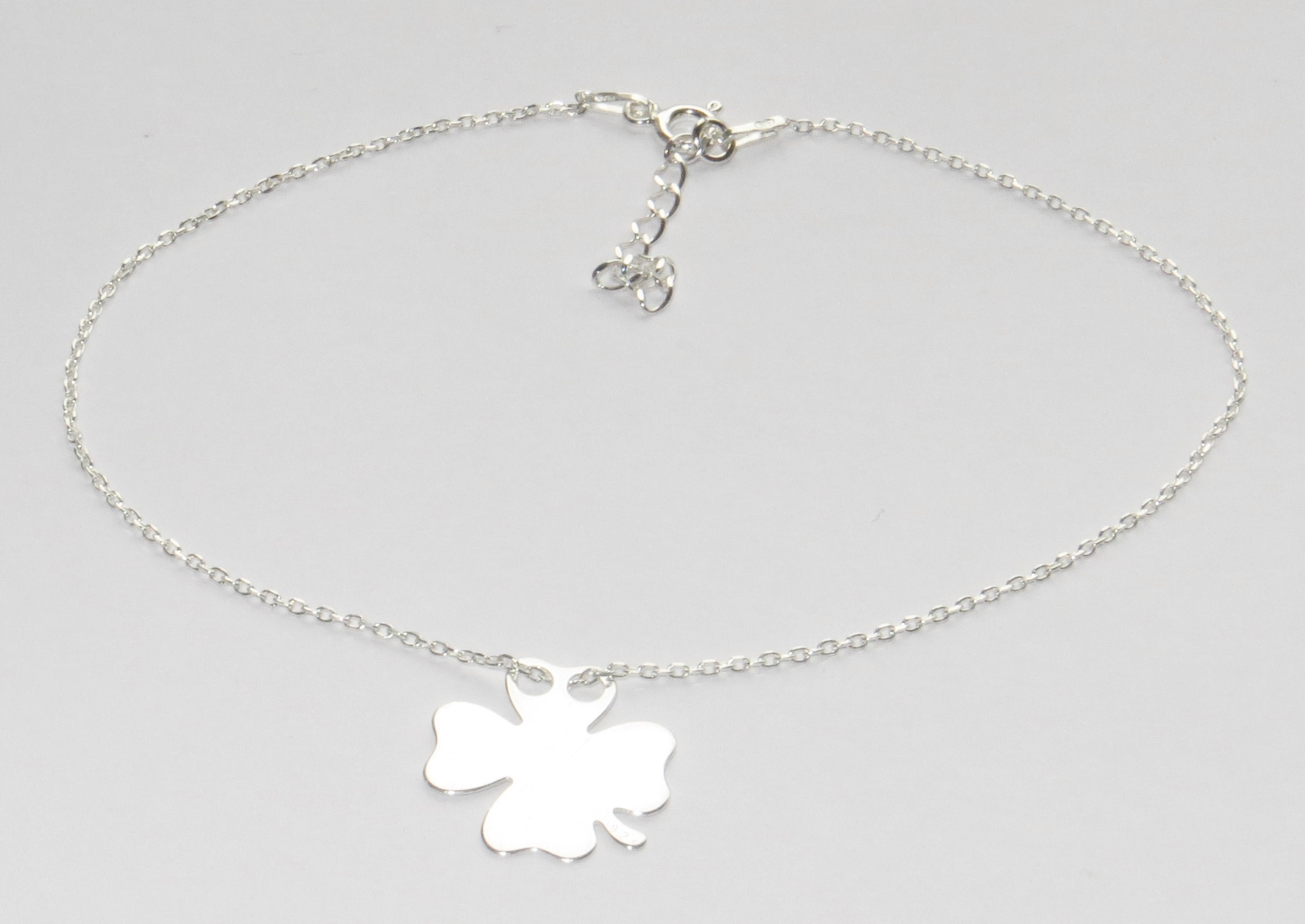 

Bransoletka celebrytka srebro 925 koniczynka