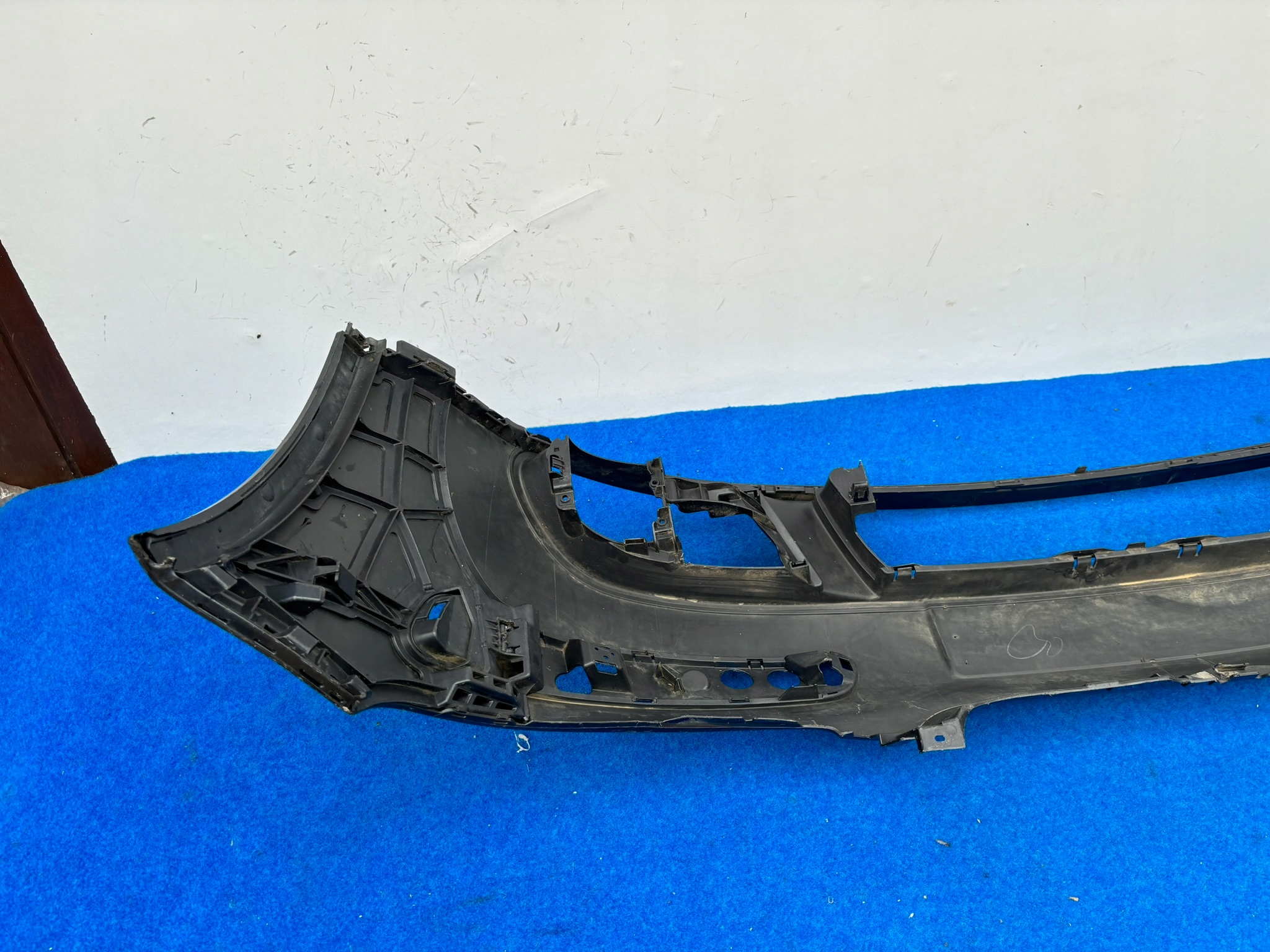 VW GOLF 5 V plus 5M bumper front + right support 5M0807221 TA104