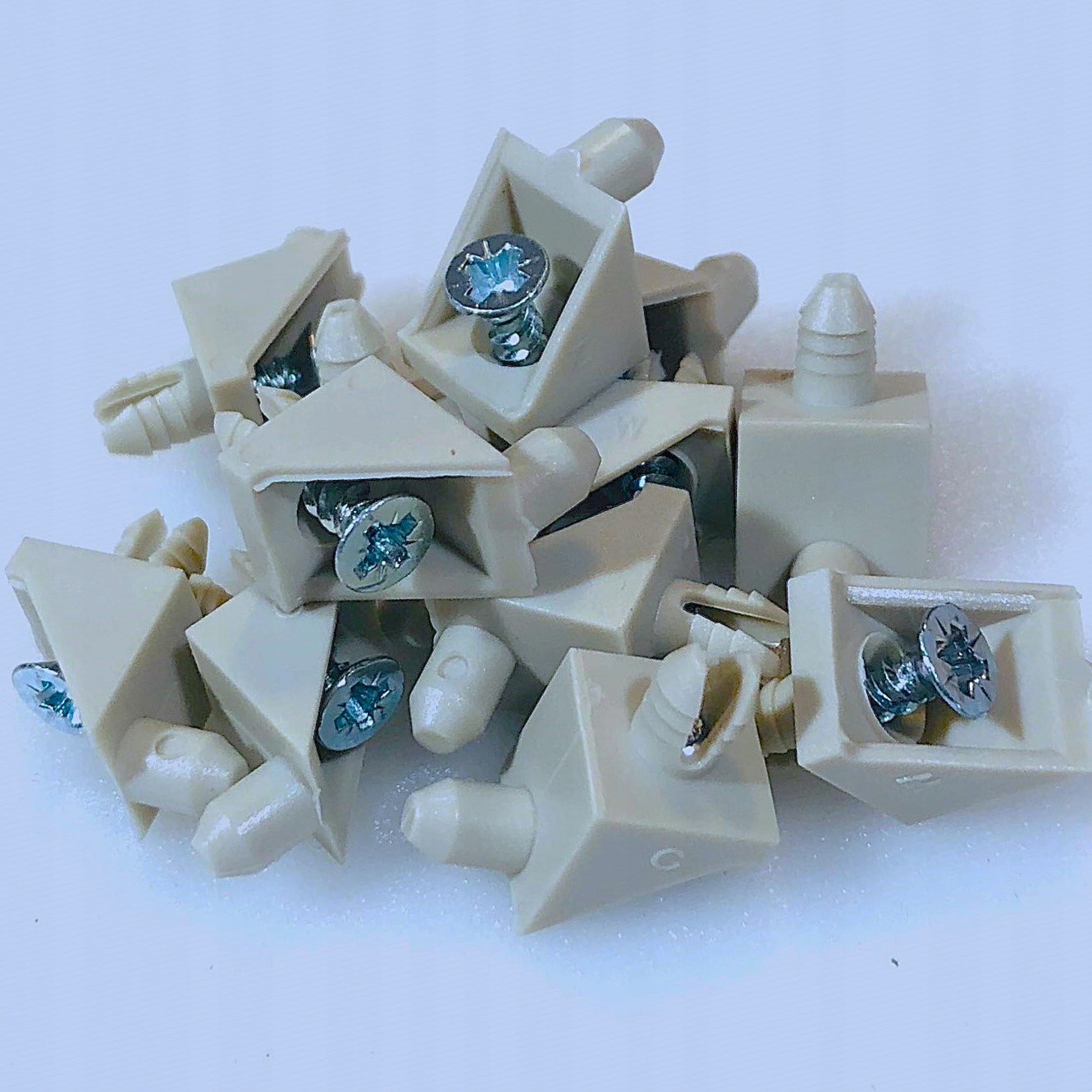 Fix My Kea - 115344 - Kołek podtrzymujący półkę