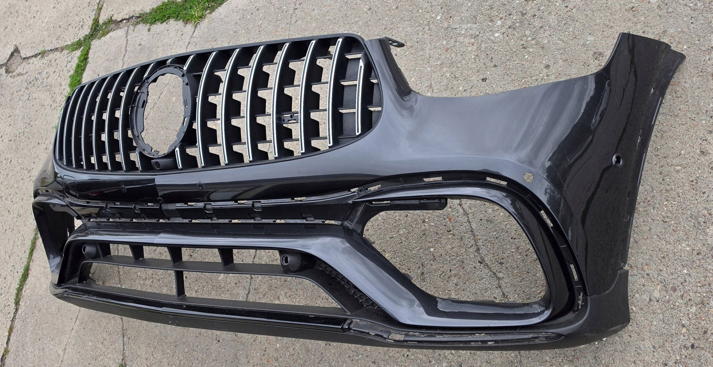 Mercedes-Benz GLC 63 6.3 AMG facelift A2538853505 front bumper