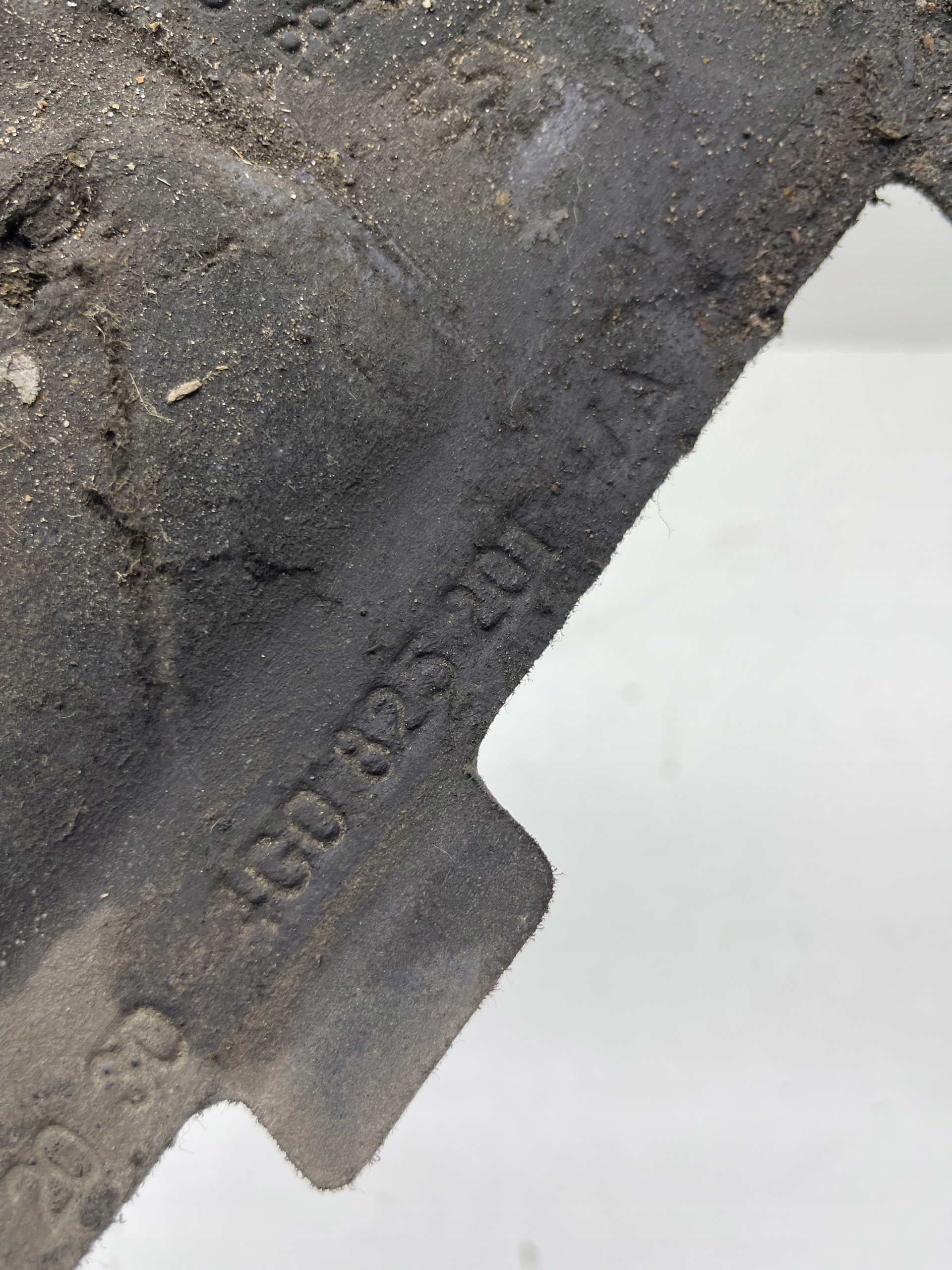 AUDI A6 C7 cover przeciwblotna chassis left left front original