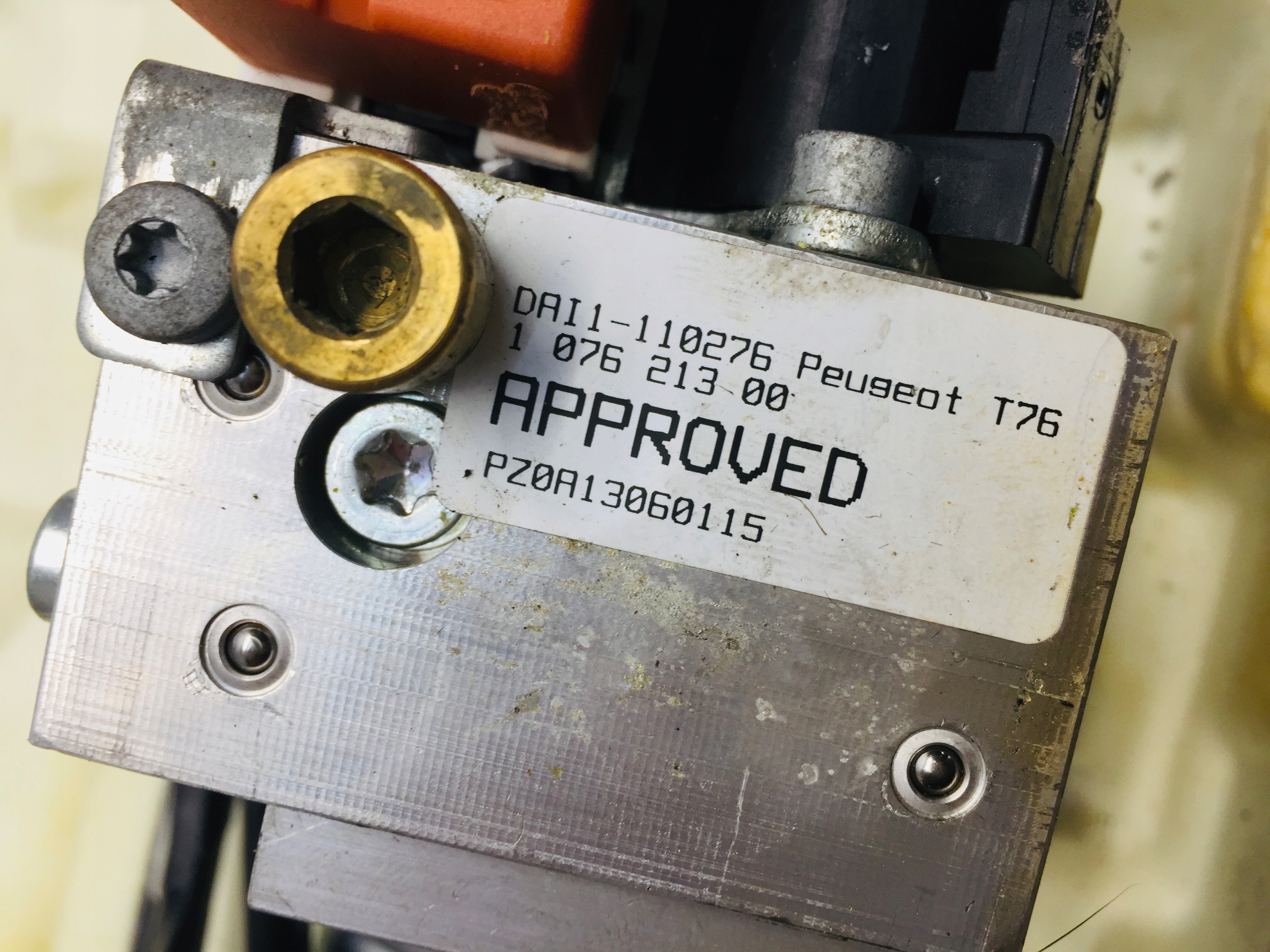 POMPA DACHU PEUGEOT 308 CC 107621300 #132 Typ samochodu Samochody osobowe