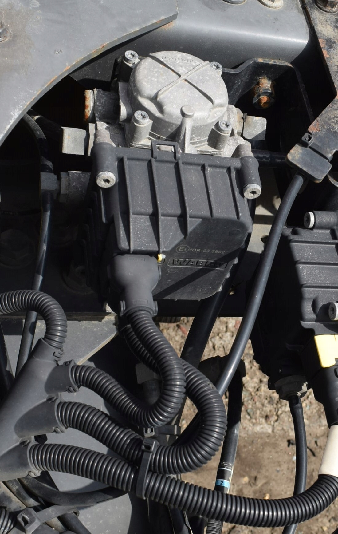 4801066050 - МОДУЛЯТОР КЛАПАН EBS ПЕРЕДНЯЯ ОСЬ DAF 106 XF 1867005