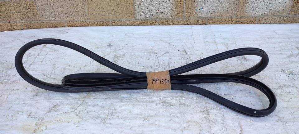 USZCZELKA DRZWI PRAWY PRZOD HYUNDAI I30 II 12 16