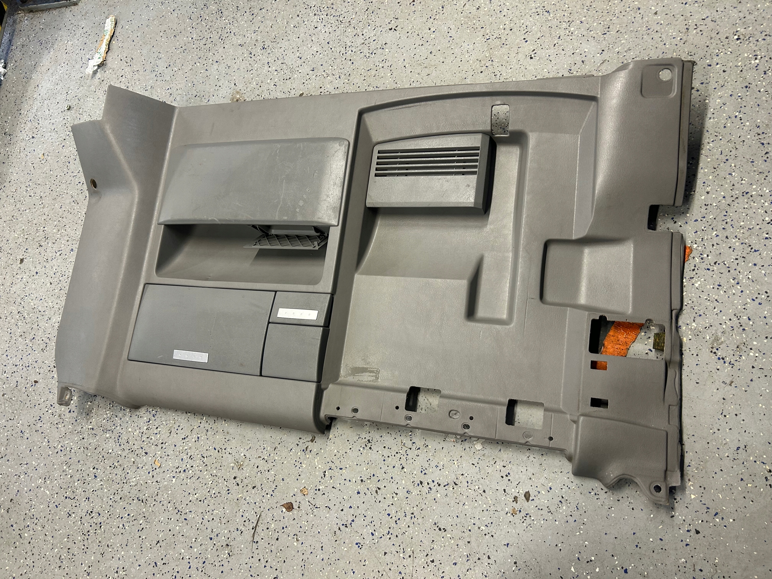 VW T4 MULTIVAN side upholstery 7D0867039