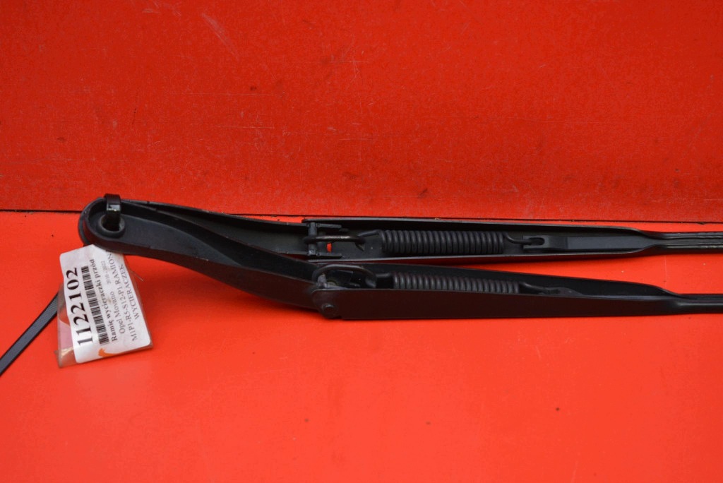 wiper arm front EU 8200734776 8200734777 OPEL MOVANO B