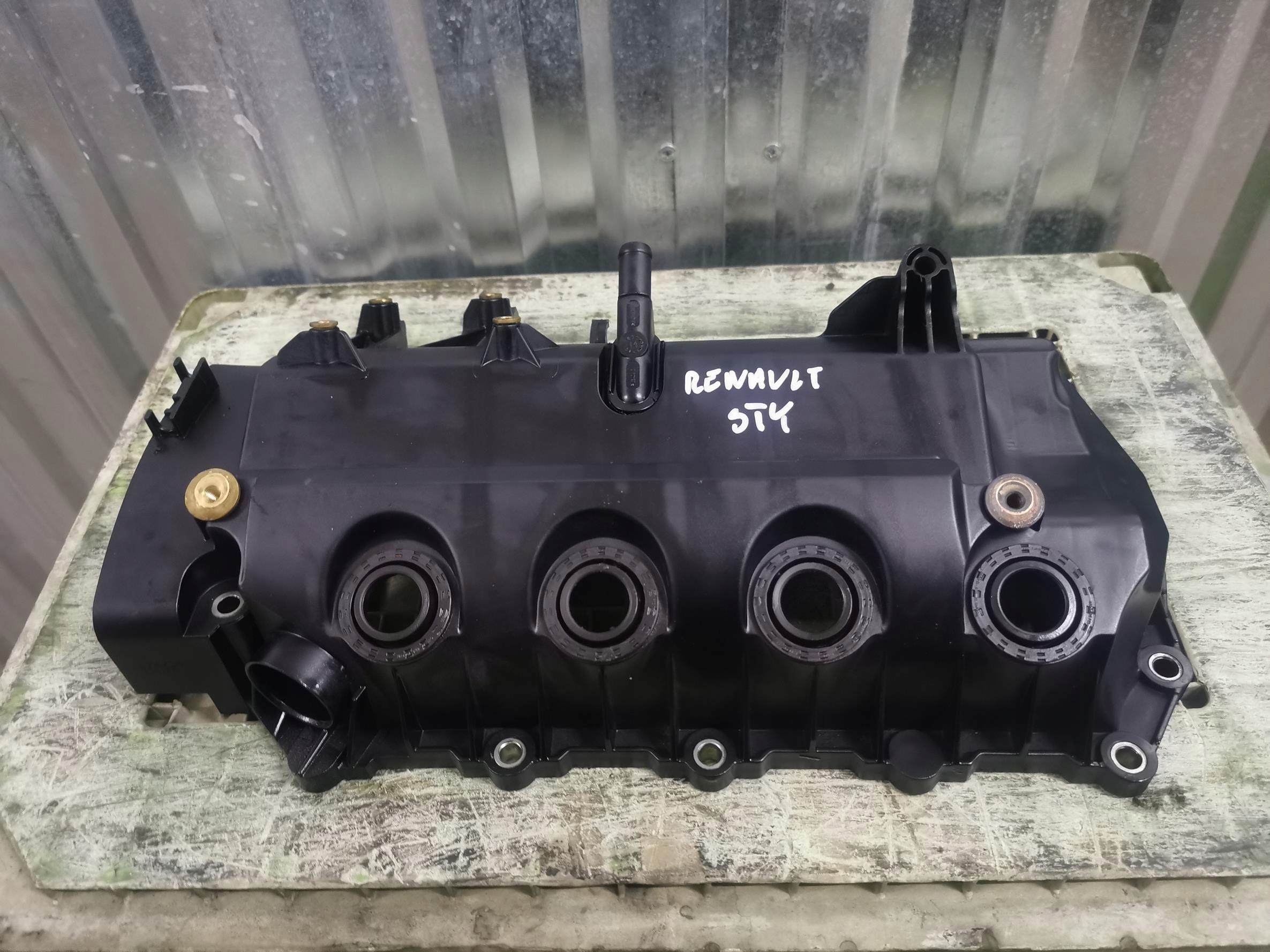 Abdeckung der Ventile RENAULT TWINGO II 1.2 12V 8200331491