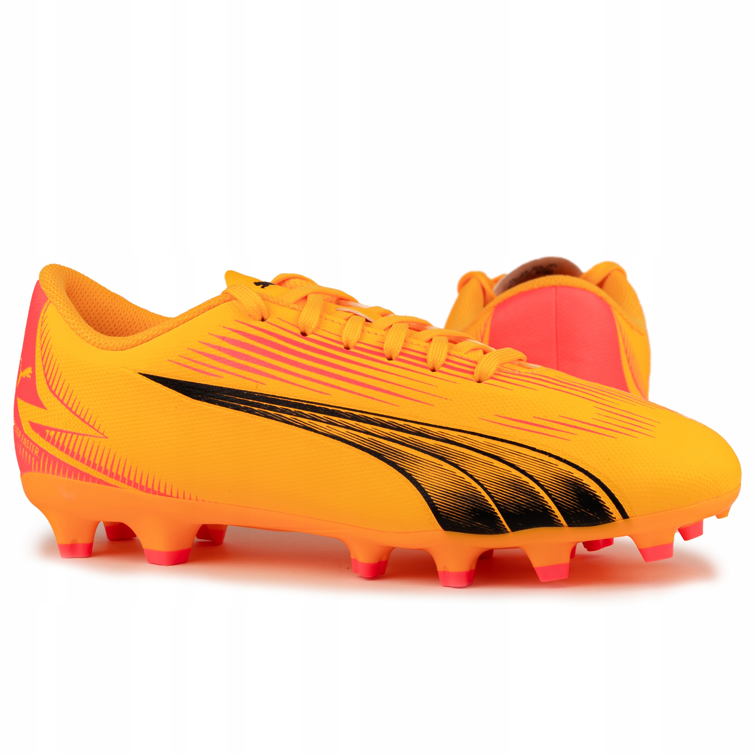 Fotbalová obuv, kopačky Puma Ultra Play Fg/ag Jr 107775 03