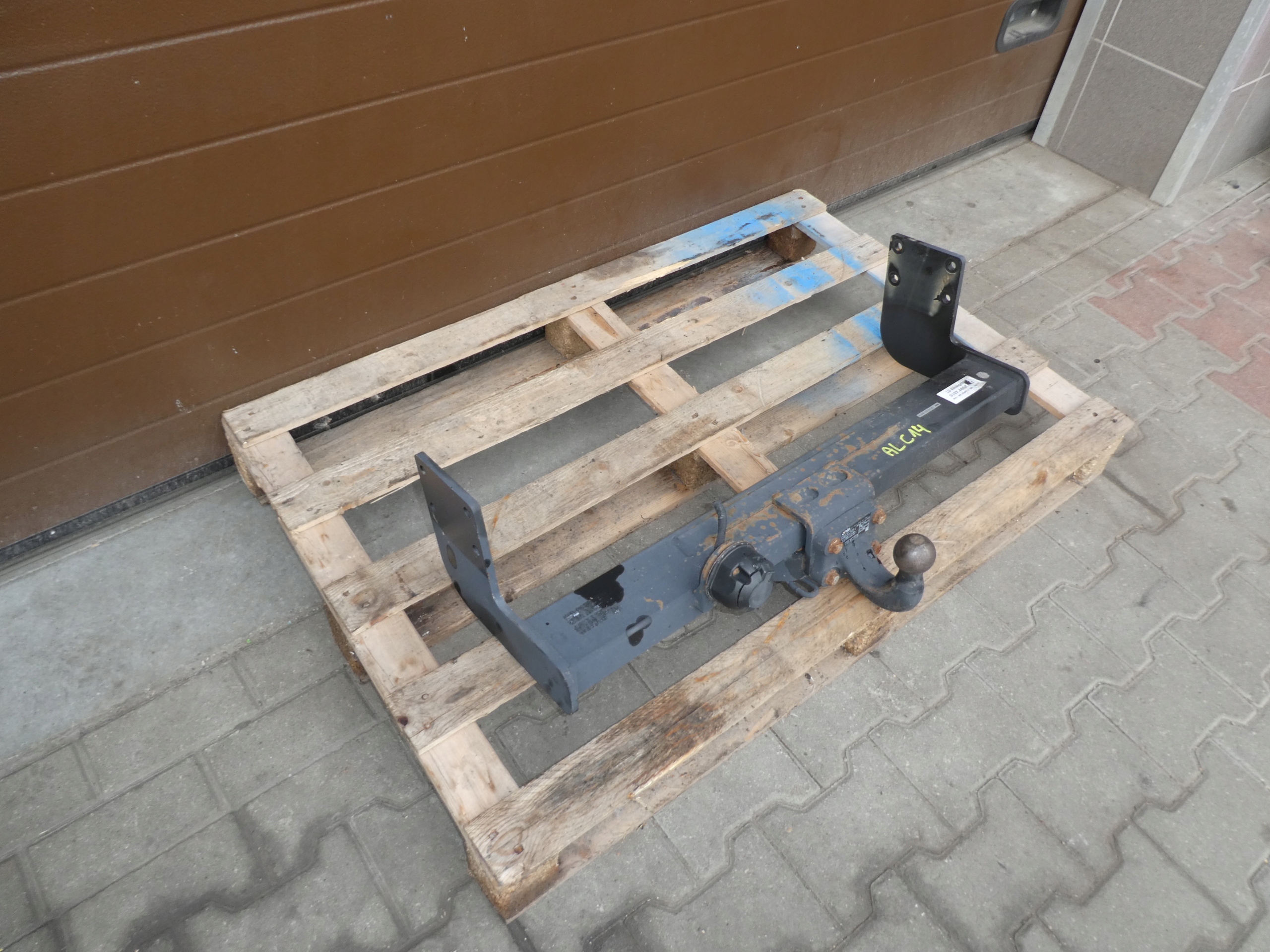 CRAFTER SPRINTER tow ORIS A9063100795