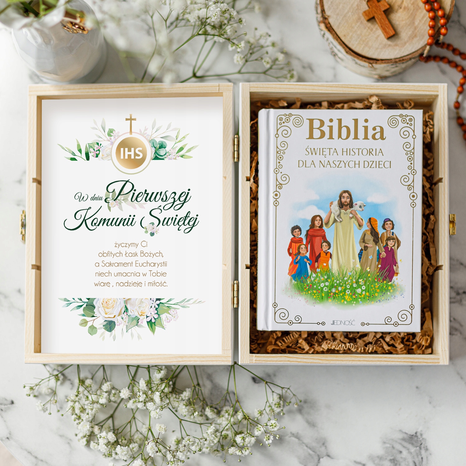 BIBLIA NA KOMUNIĘ PAMIĄTKA PIERWSZEJ KOMUNII ŚWIĘTEJ PREZENT NA KOMUNIĘ Wydawnictwo Jedność