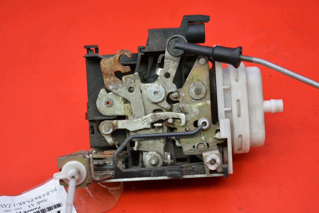 lock door right front front EU 8L1837016 AUDI A3 8L 5D HB LIFT 00-03