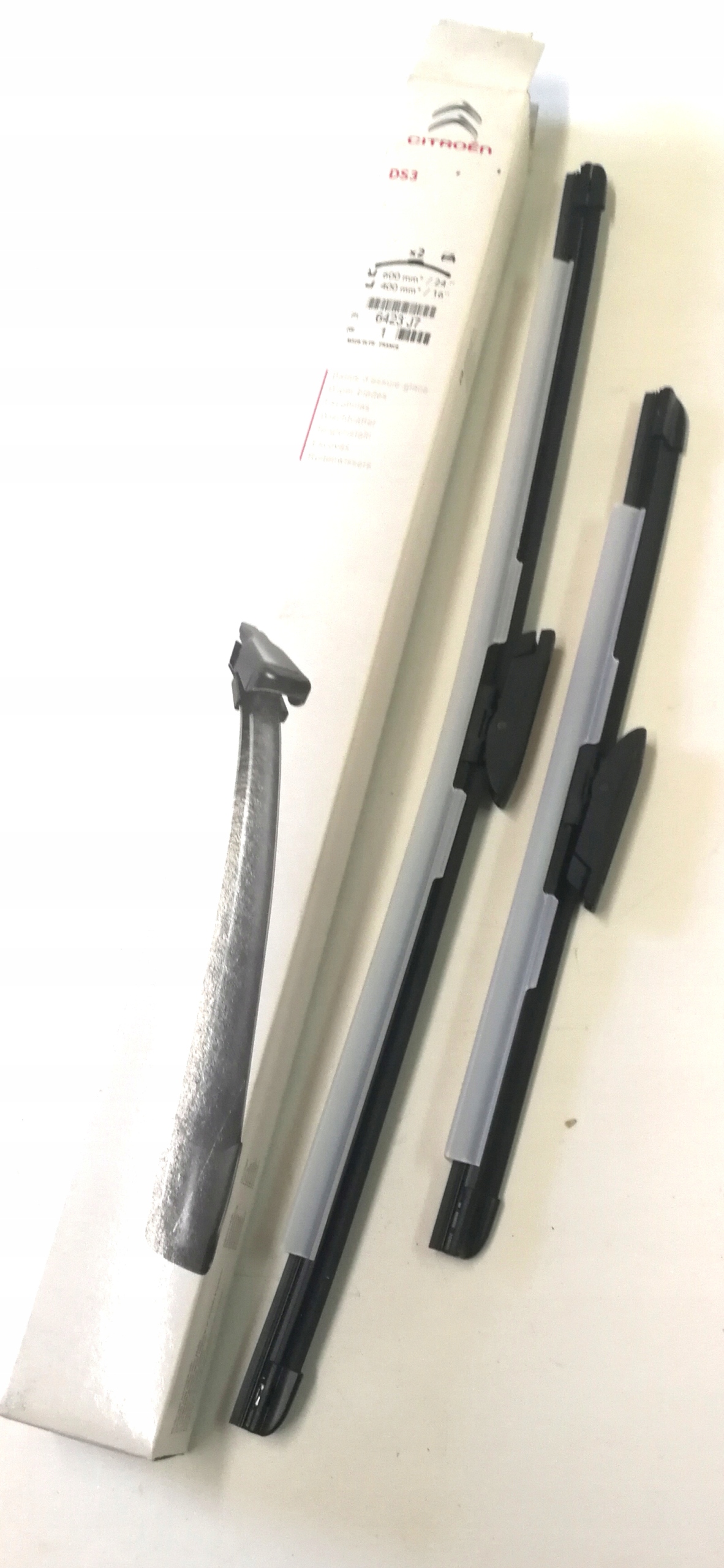 Щетка стеклоочистителя 600 мм 400 мм CITROEN DS3 6423J7