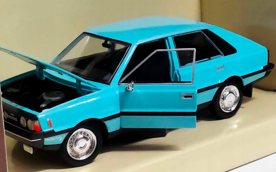 Welly Model Auta Fso Polonez 1500 Mr 1978 Měřítko 1:24 Otevírací Maska