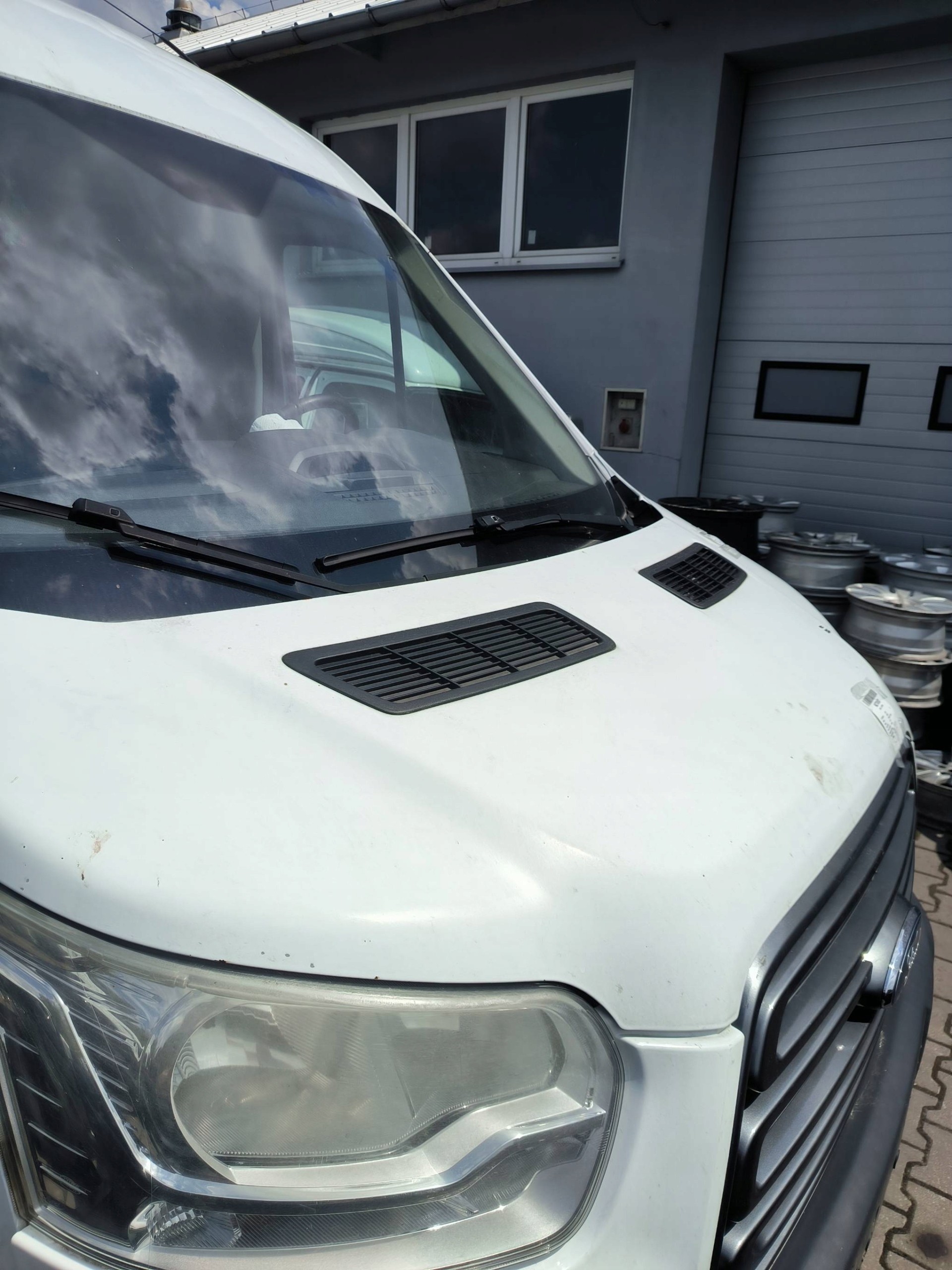 hauba FORD TRANSIT MK8