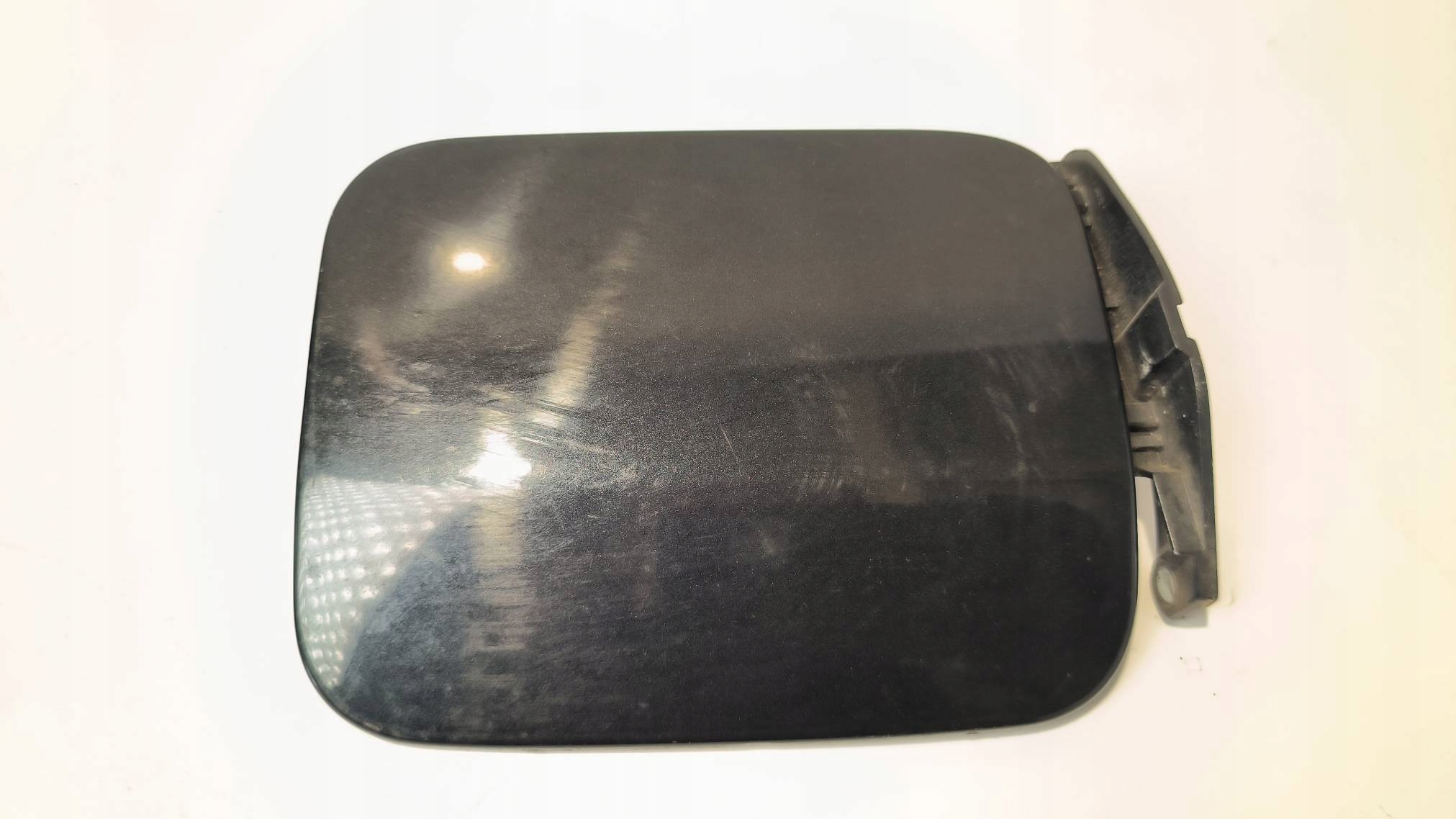 Tankklappe des Kraftstoffsbehälters schwarze 1H0010092L AUDI A8 D2