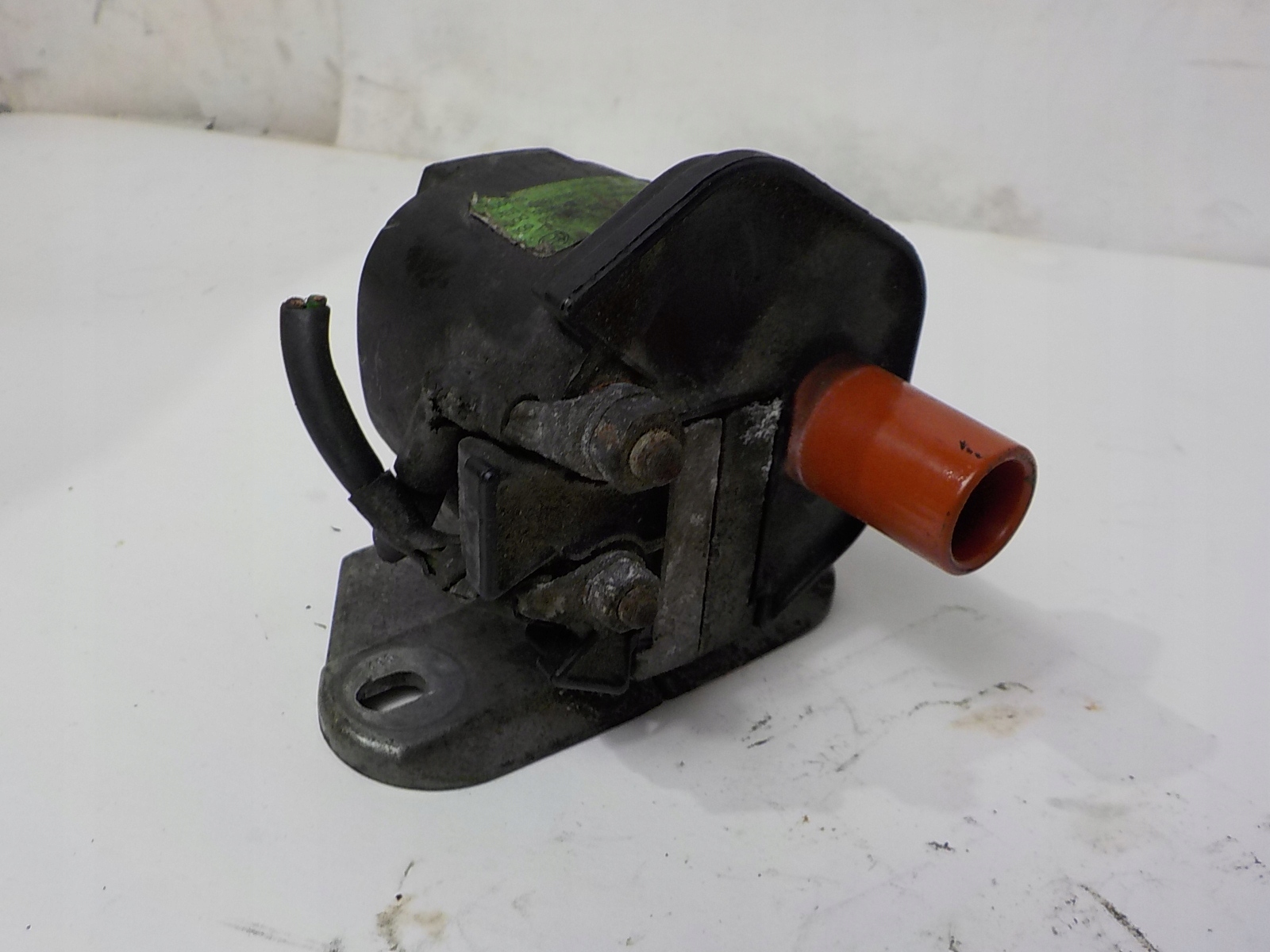MERCEDES-BENZ W124 coil ignition 0221502433 0001586403