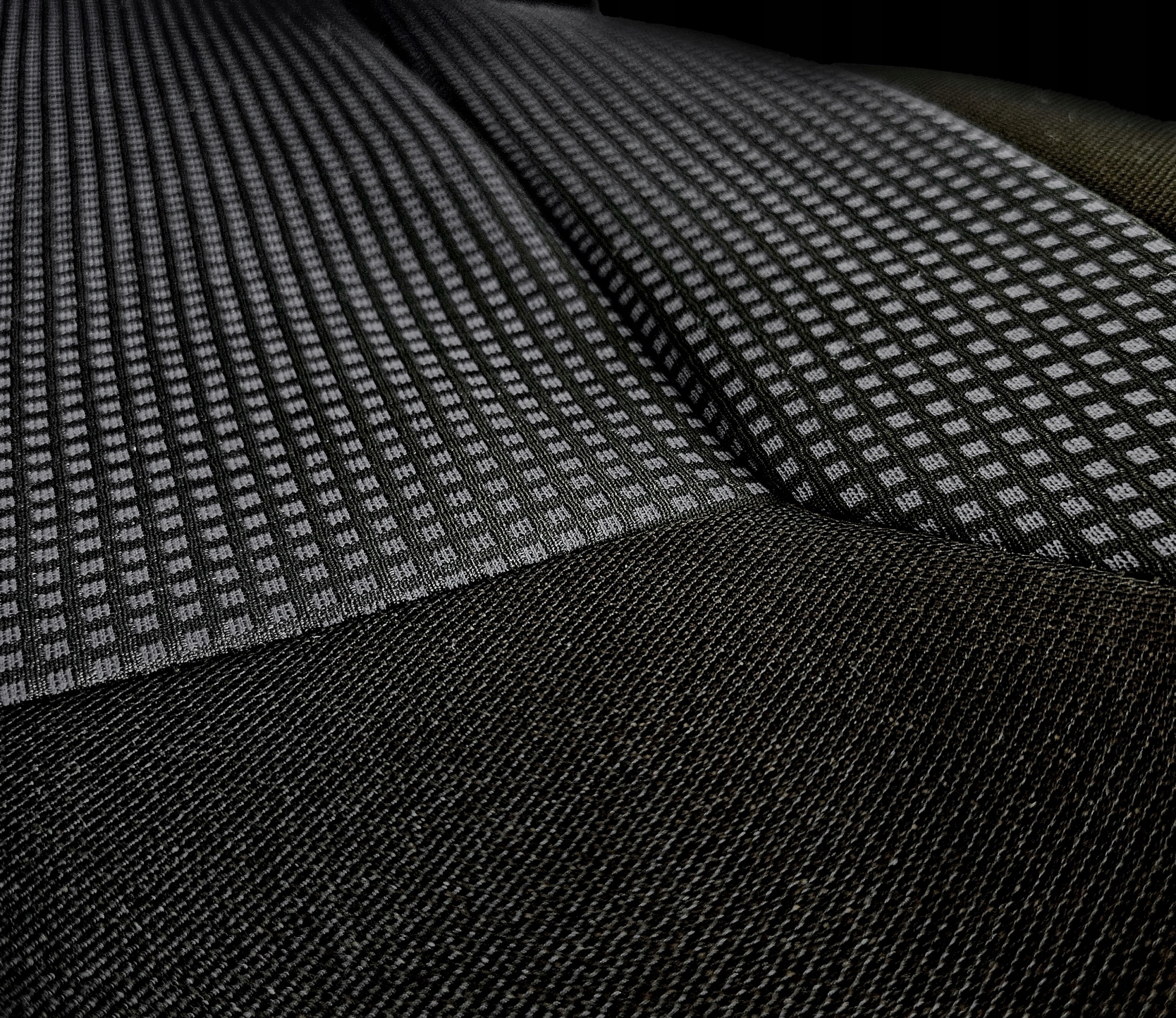 POKROWCE TAPICEROWANE NA SIEDZENIA FOTELE SAMOCHODOWE Producent Auto-dekor