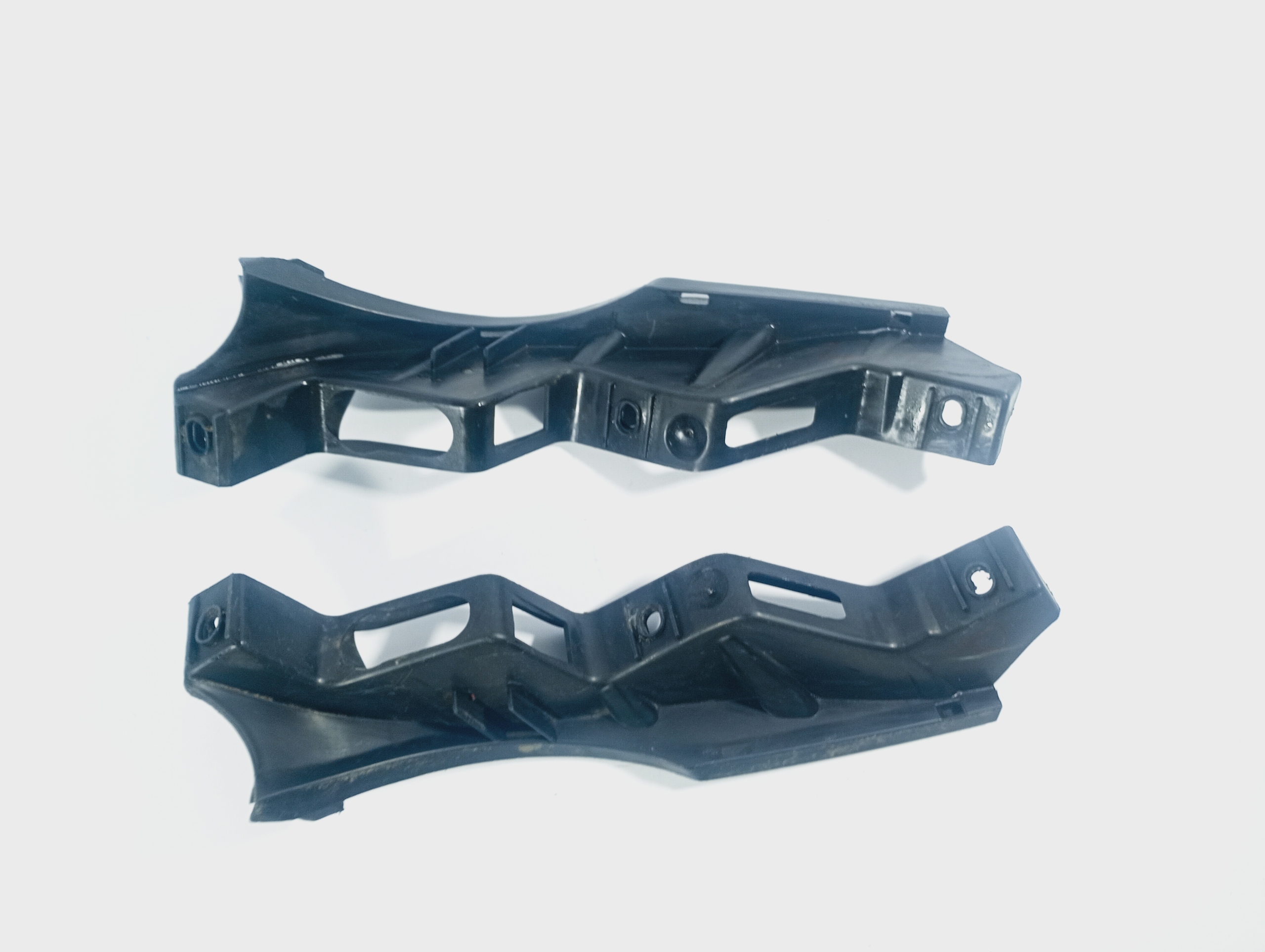supporti Destra sinistra Paraurti Anteriore VW Passat B6 05-10