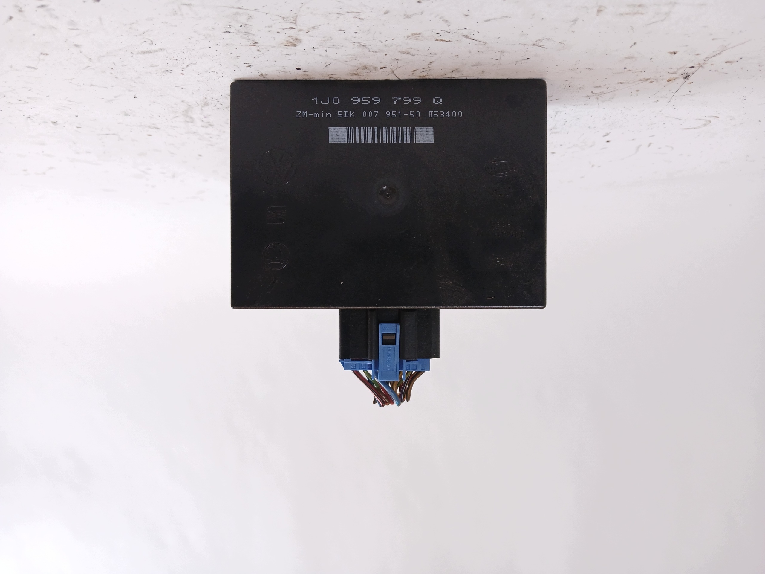 VW GOLF IV OCTAVIA and PASSAT B5 comfort control unit 1J0959799Q
