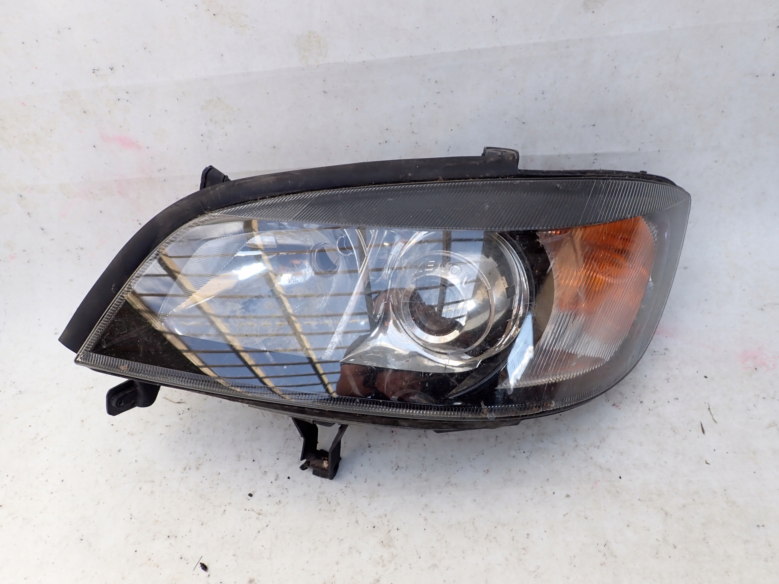 OPEL ZAFIRA A 99- light left front front XENON 0301116271