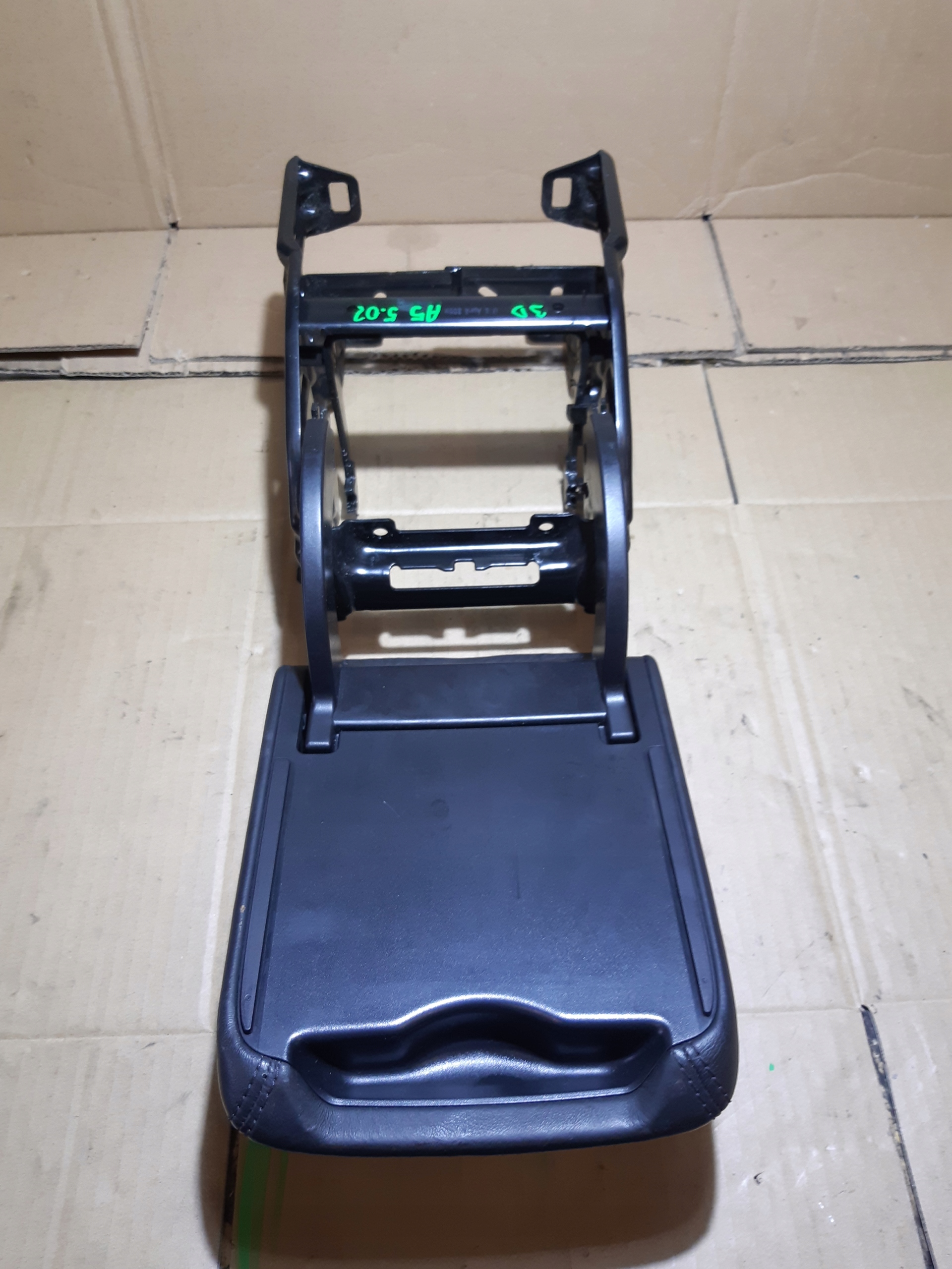 AUDI A5 8T A4 B8 TUNEL armrest central leather 8K0864283