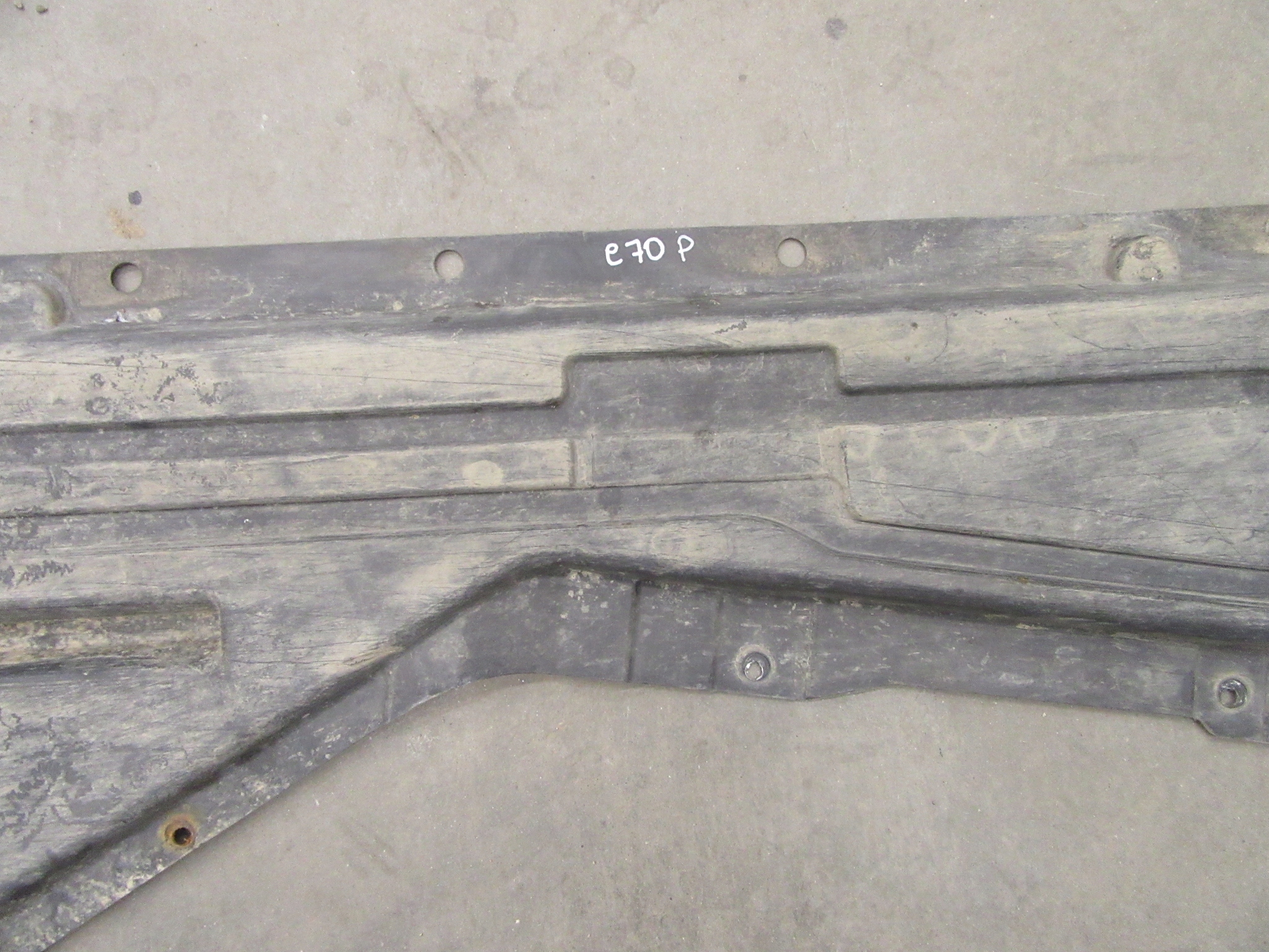 cover chassis right BMW e70 X5 e71 X6