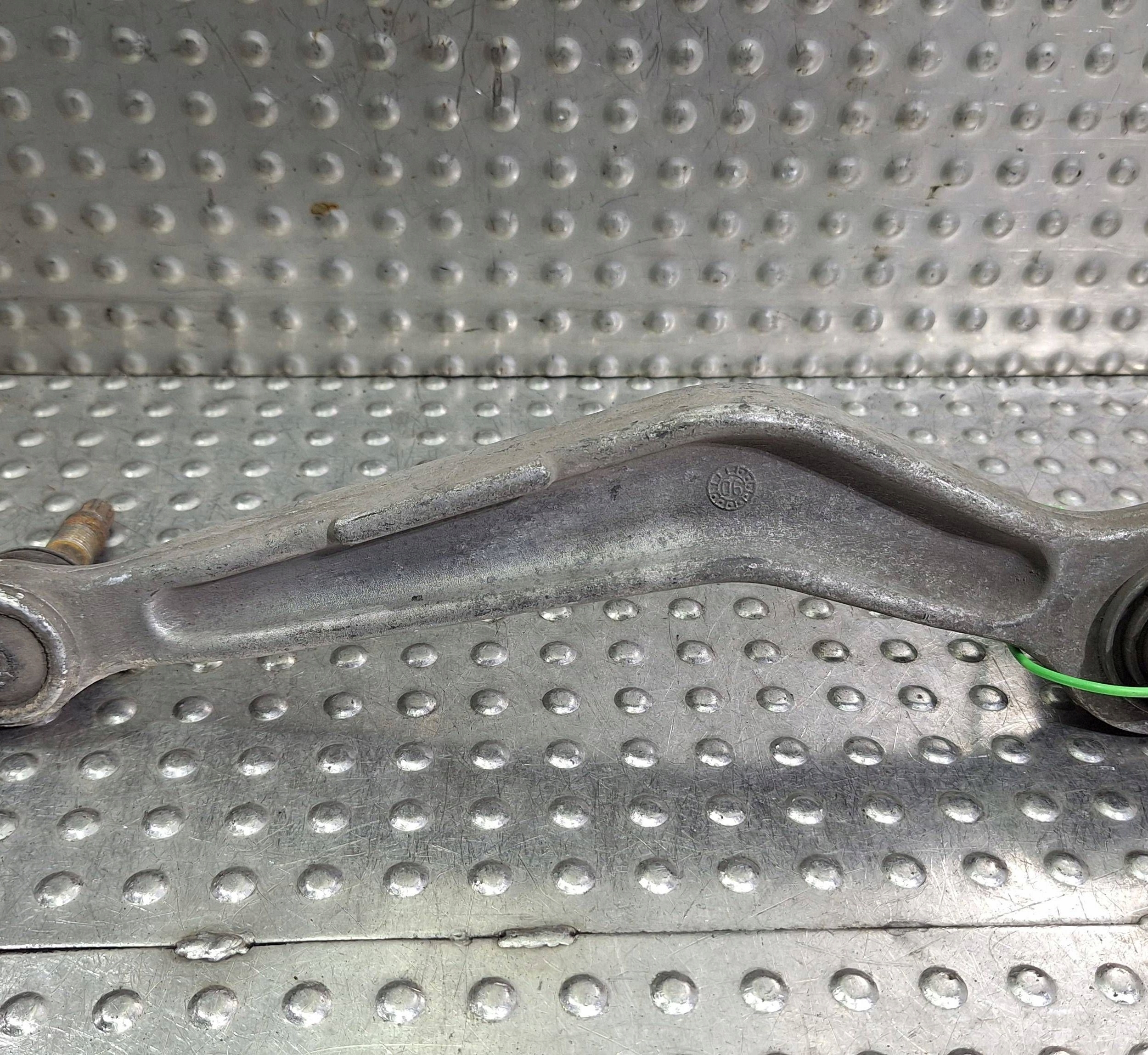 arm right rear part POPRZECZNY 6768790 BMW E60 E61 E63 E64