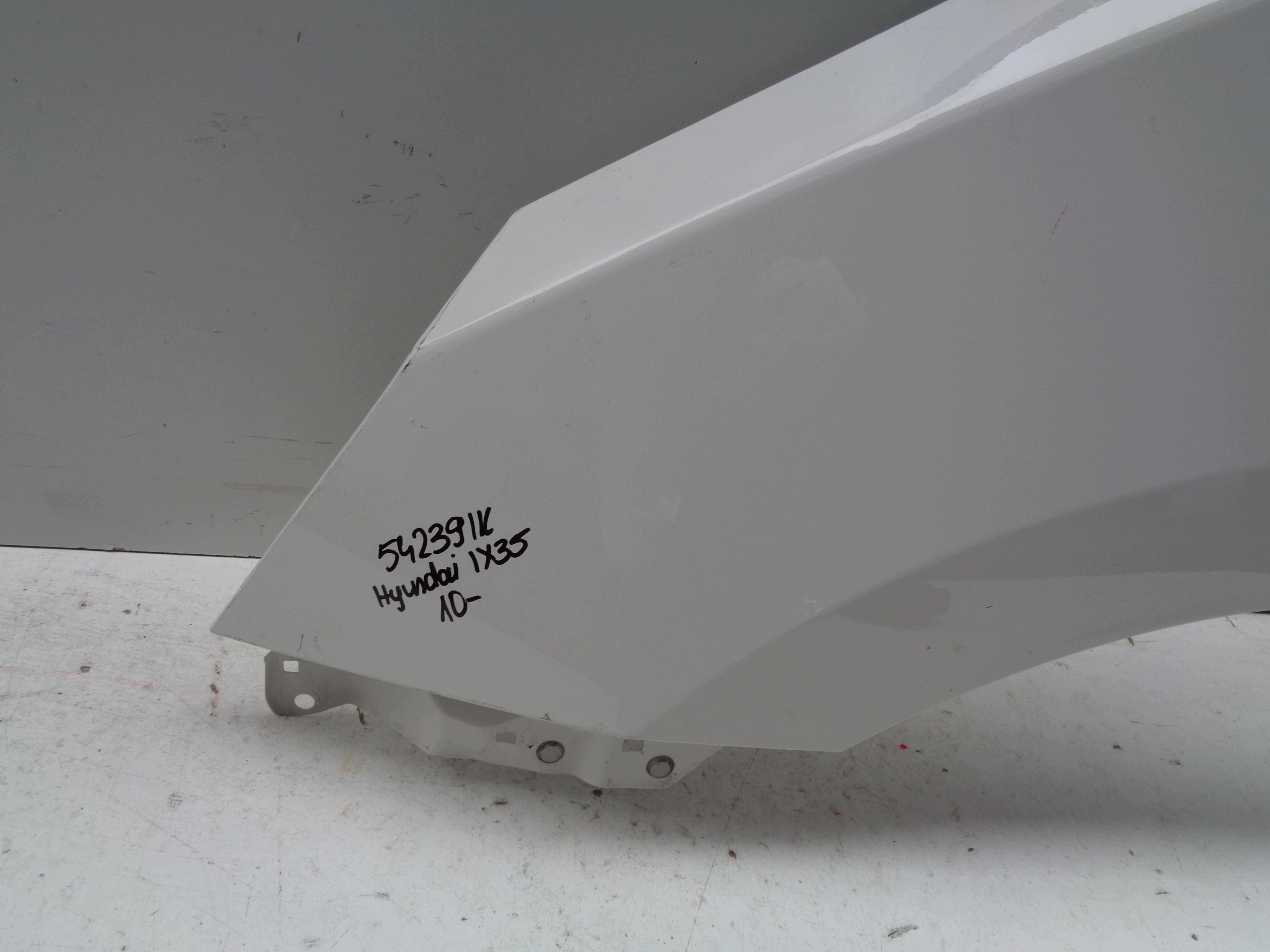 kotflügel links vorne HYUNDAI IX35 10- NR 54239