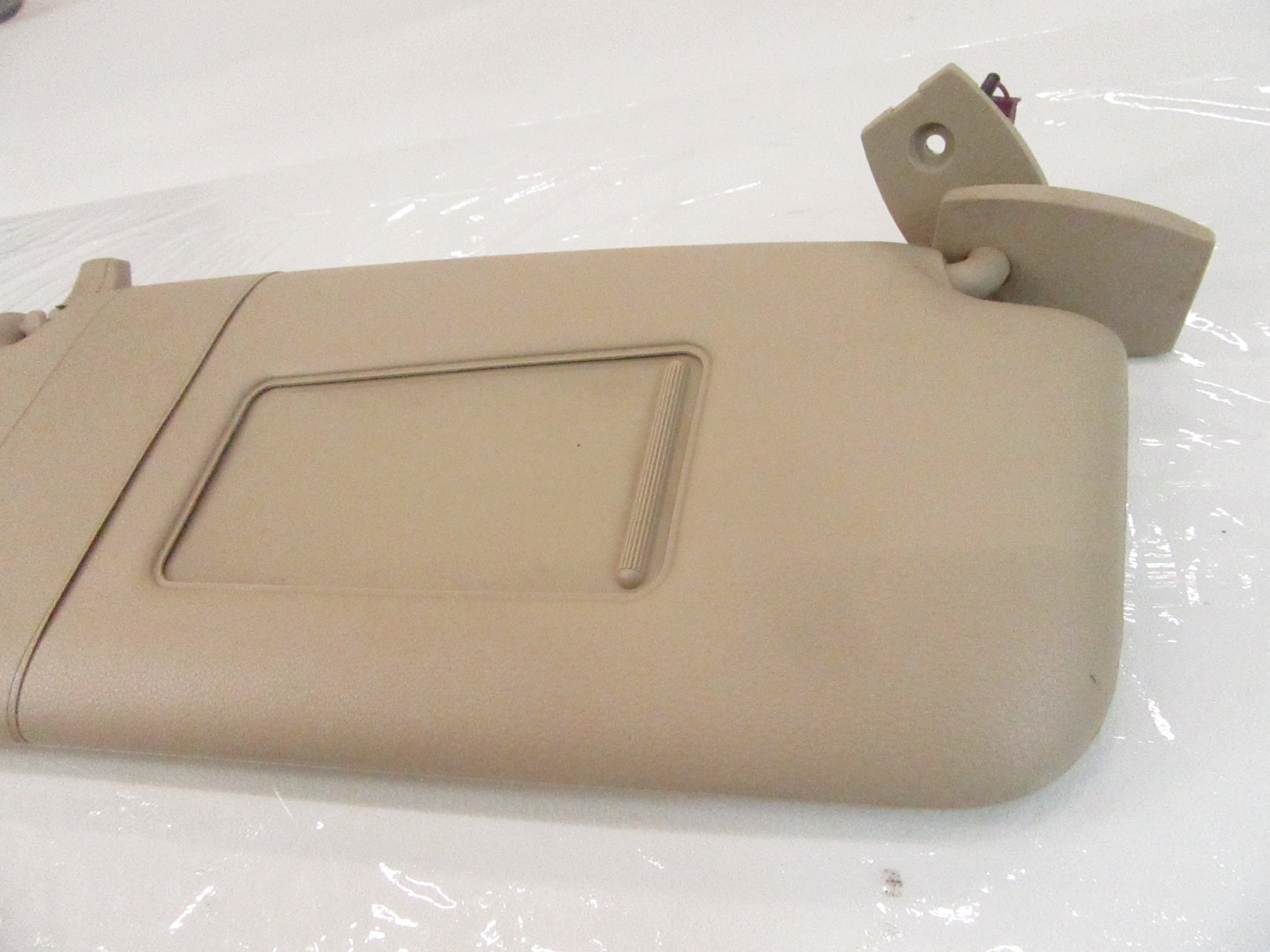 cover przeciwsloneczna right right front BMW e60 e61 sedan KOMBI