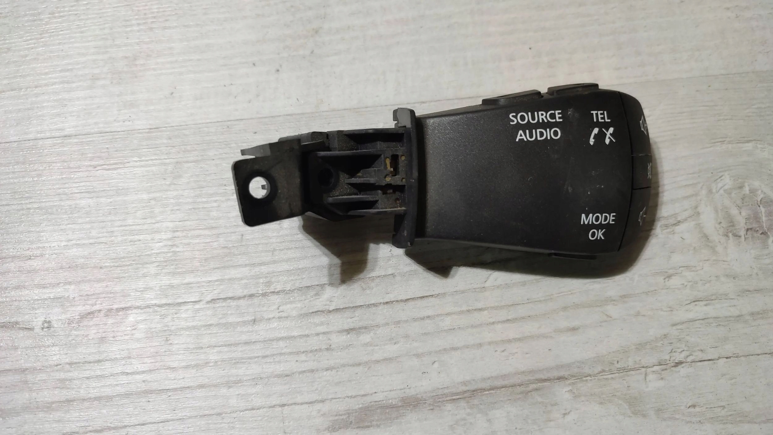Dacia Duster II 2018 Panele Controllo pilot radia