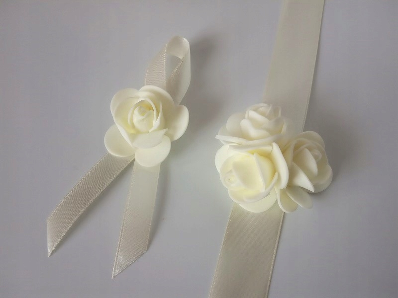 KM25 _AF * Kotylion + przypinka * ślub studniówka Cechy dodatkowe brak