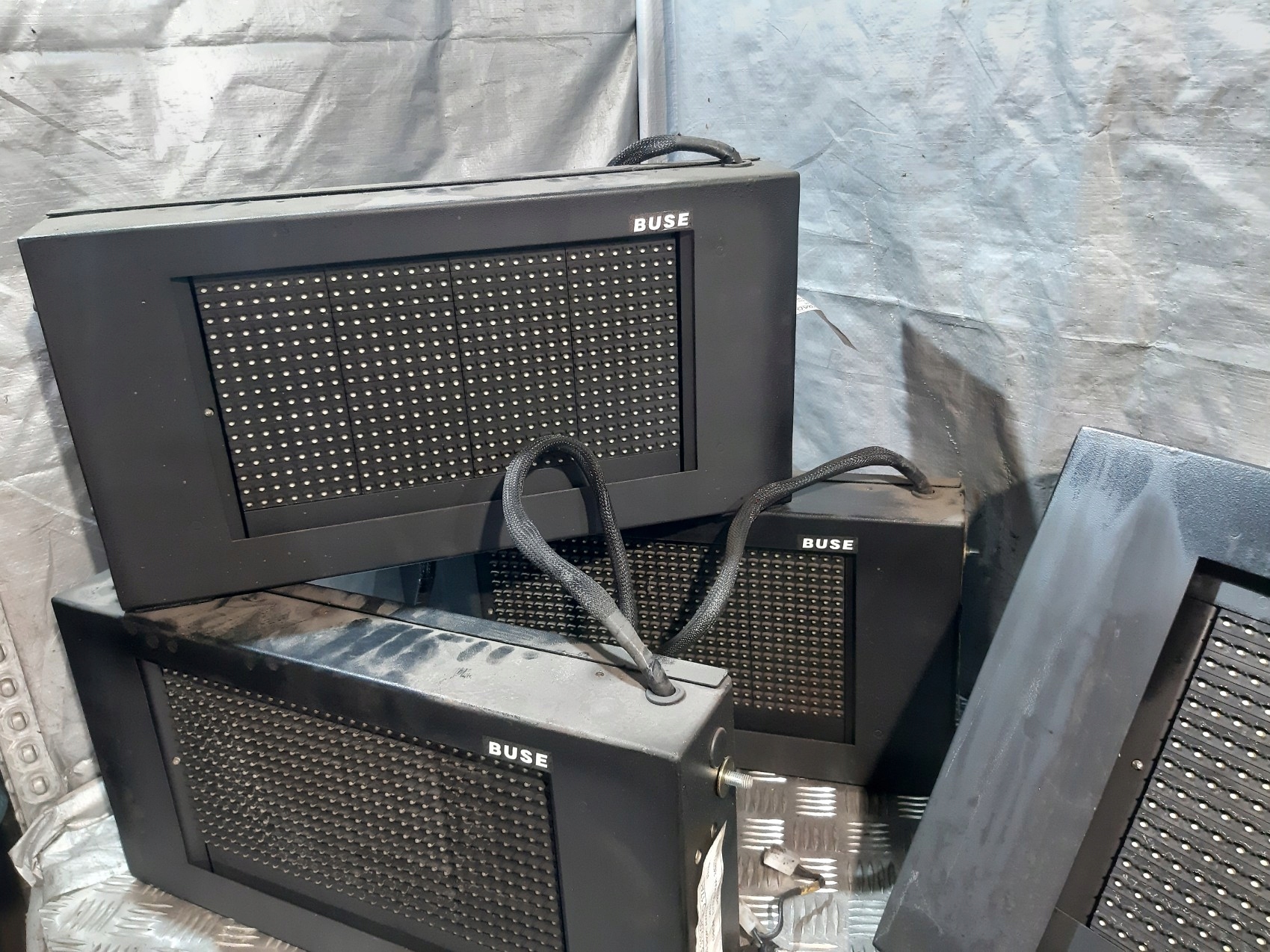 display značka INFORMACYJNA KOMPLET BUSE LCD