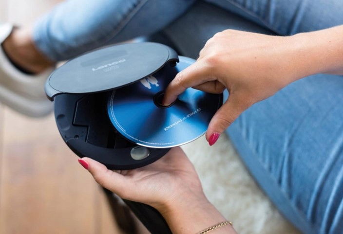 DISCMAN ODTWARZACZ CD Lenco CD-010 funkcja ładowania Kod producenta CD-010