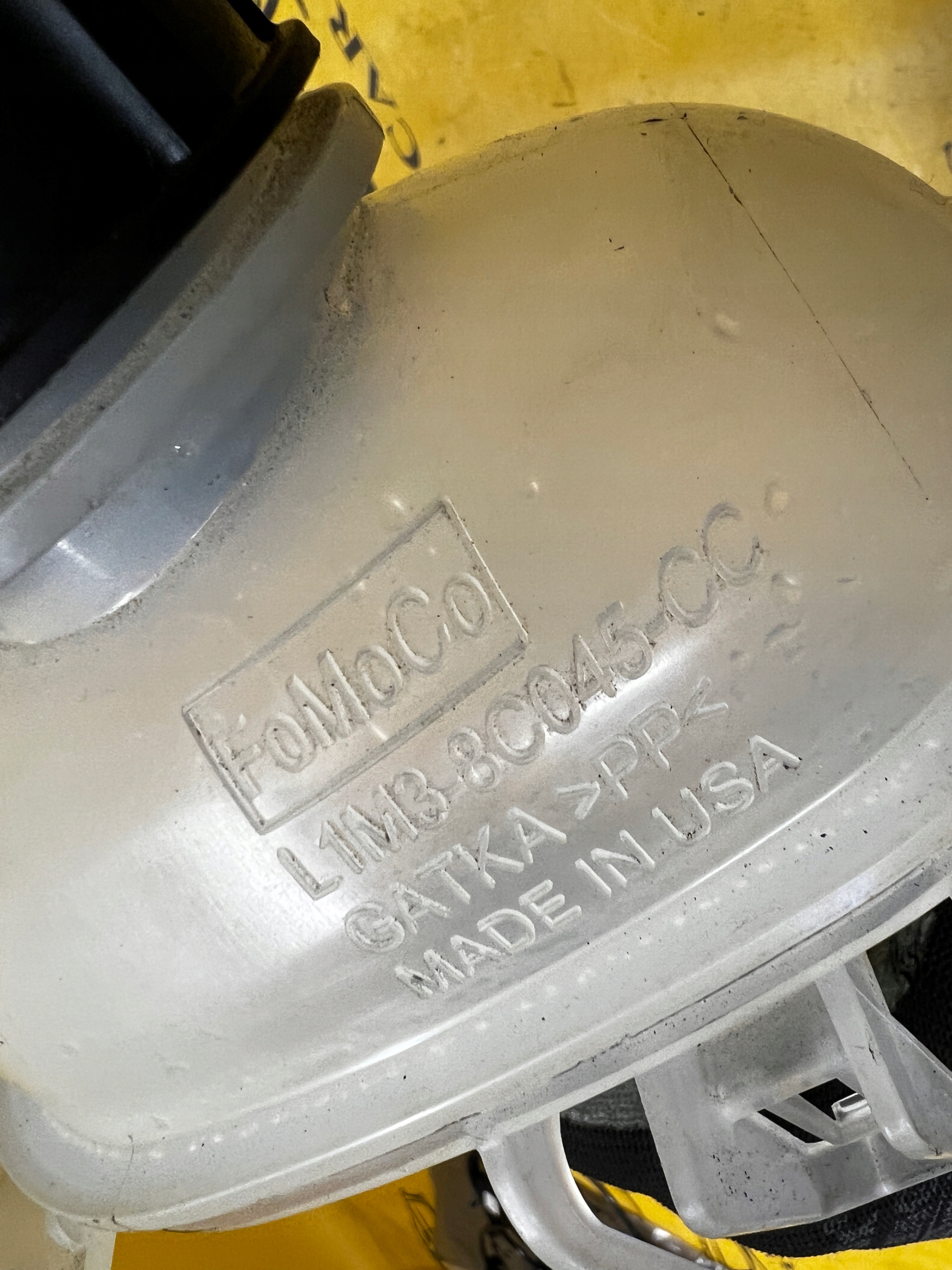 бачок расширительный патрубок воды FORD Explorer MK6