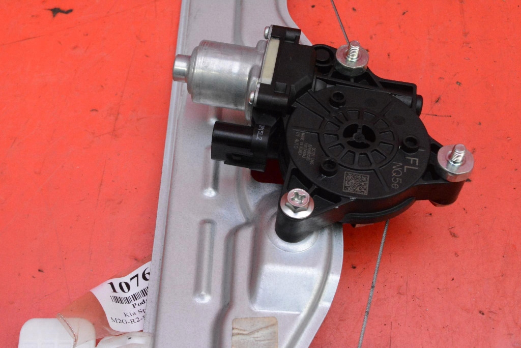 window regulator left front EU 82450R2000 KIA SPORTAGE 5 V 21-25