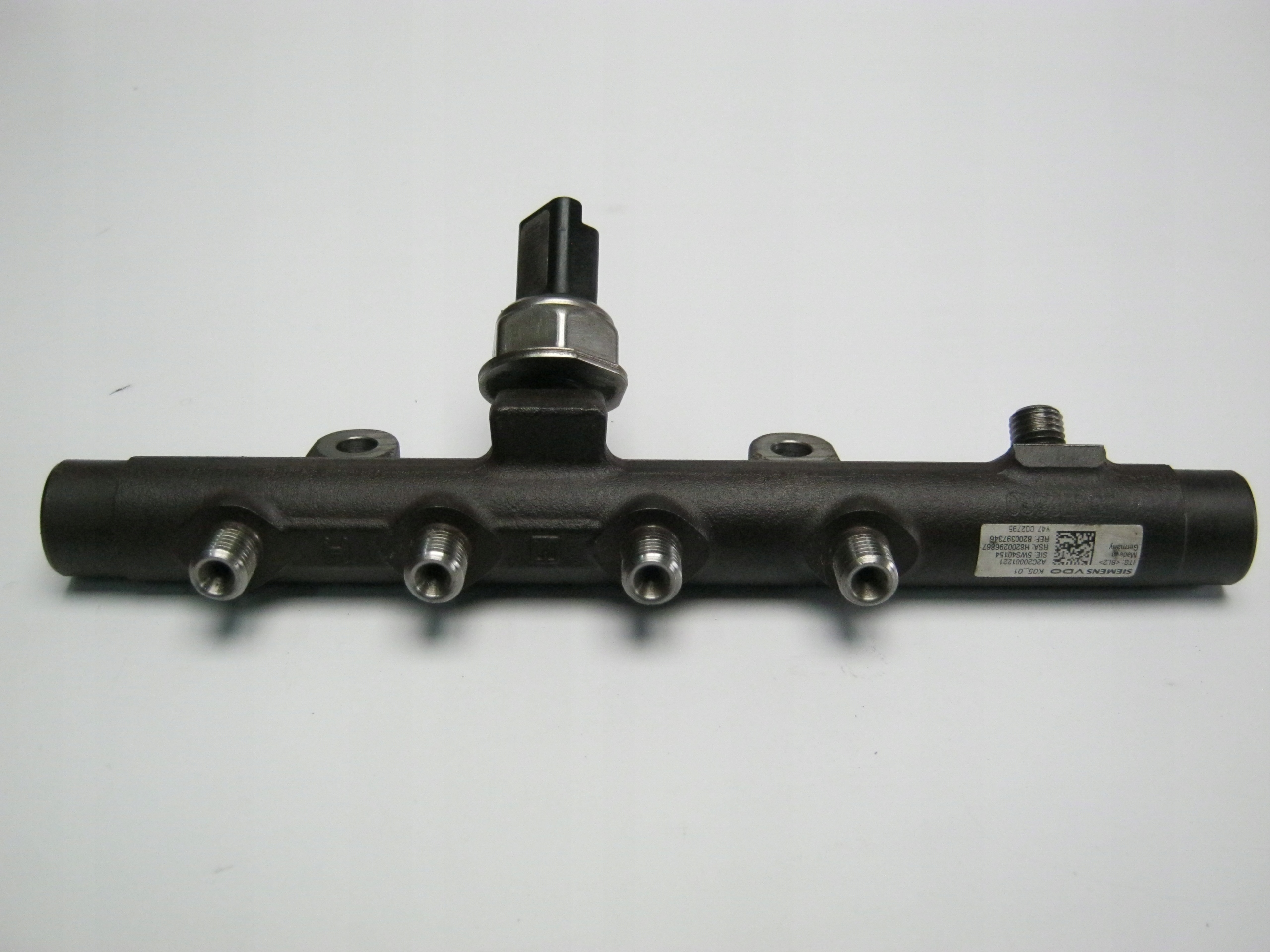 Rampe injection MEGANE SCENIC 1.5 DCI 8200397346