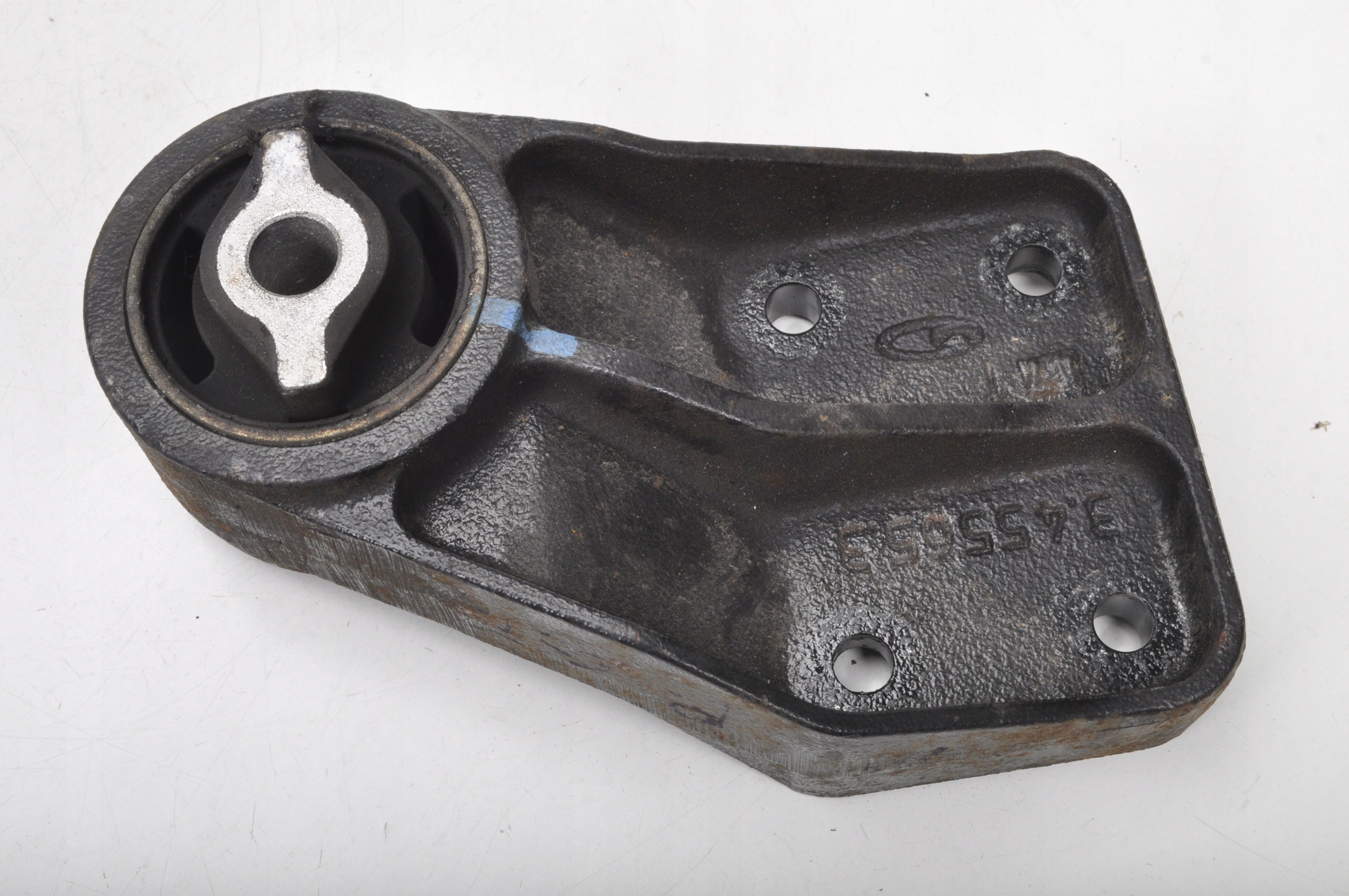 3.45565.3 - GRANTURISMO 4.7 ЛАПА ПОДУШКА ДИФЕРЕНЦІАЛА