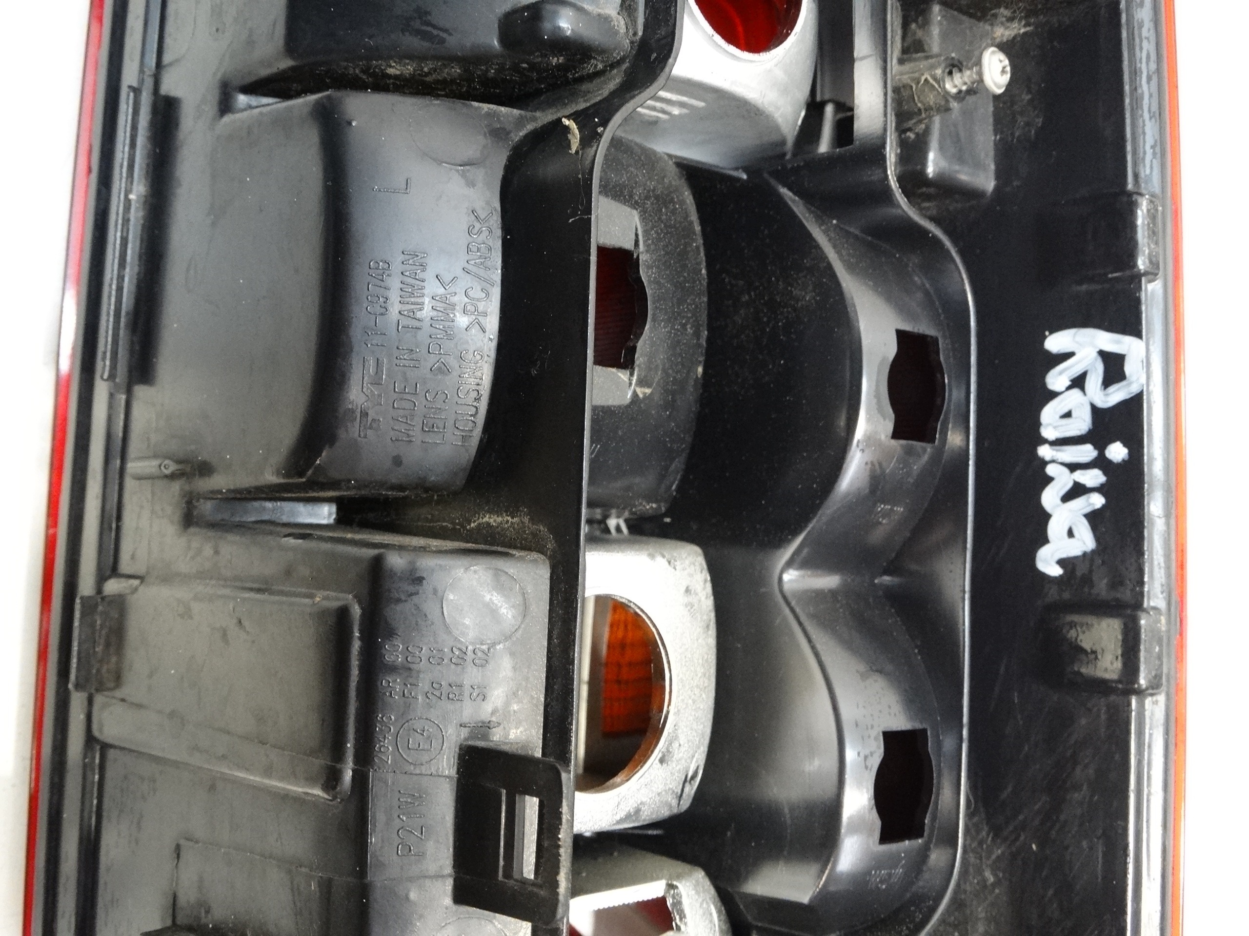 light left rear VOLKSWAGEN CADDY IV LIFT 15-20R. TYC 11-C974B