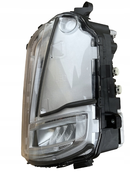 LAMPA PRZÓD PRZEDNIA VOLVO FM FMX 2020 -- LED NOWA Numer katalogowy części 23752809