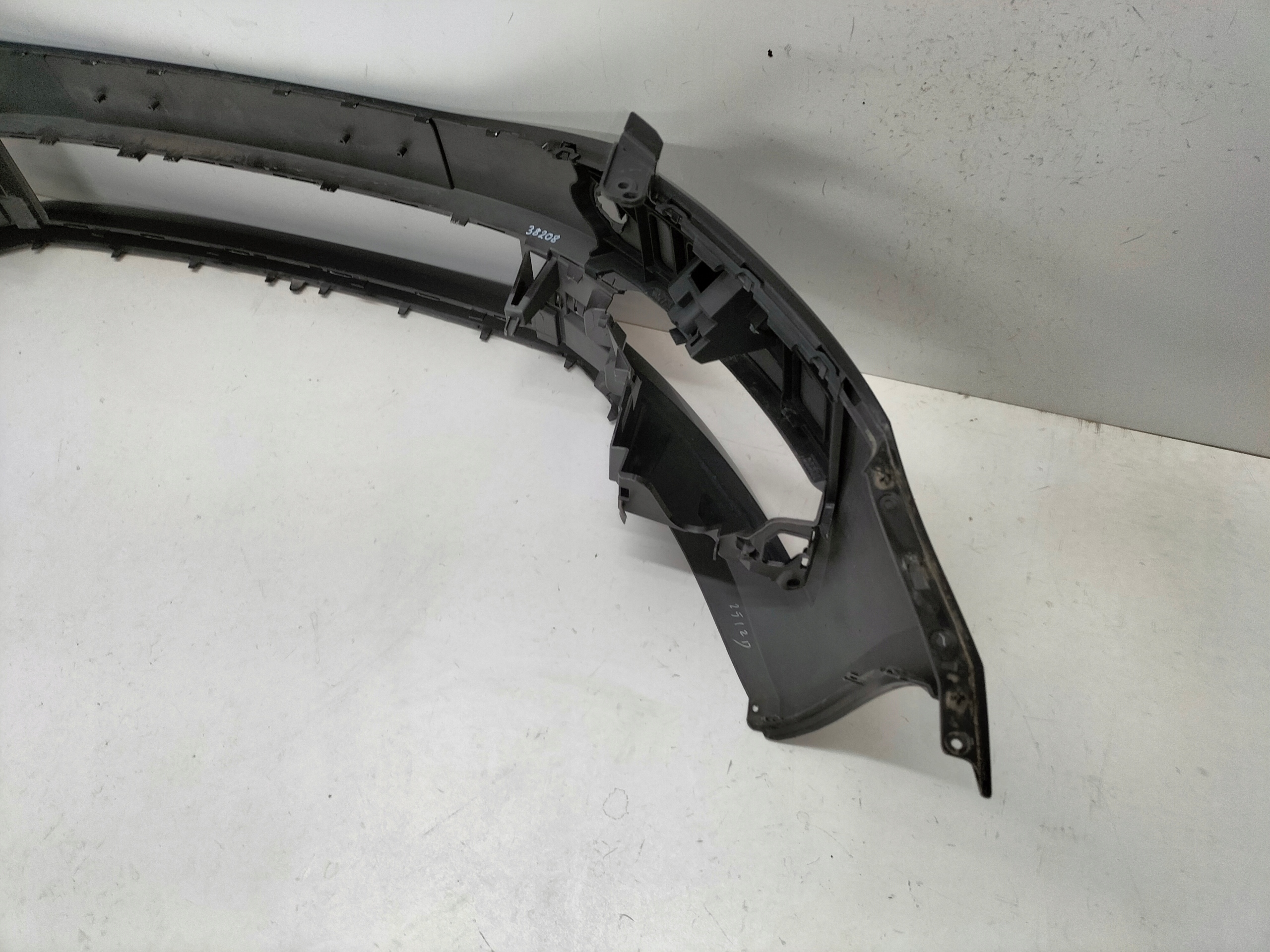 FRONTSTOSSSTANGE VORNE SKODA OCTAVIA III LIFT 17