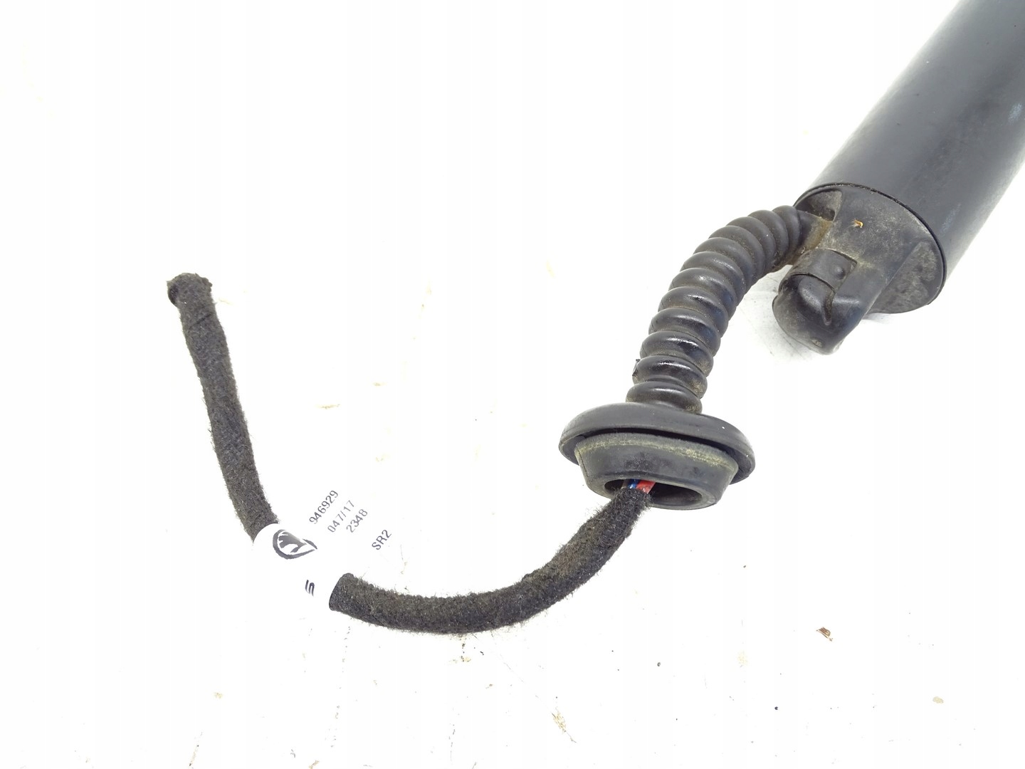 damper electrical bonnet boot SKODA SUPERB III 3V0827851
