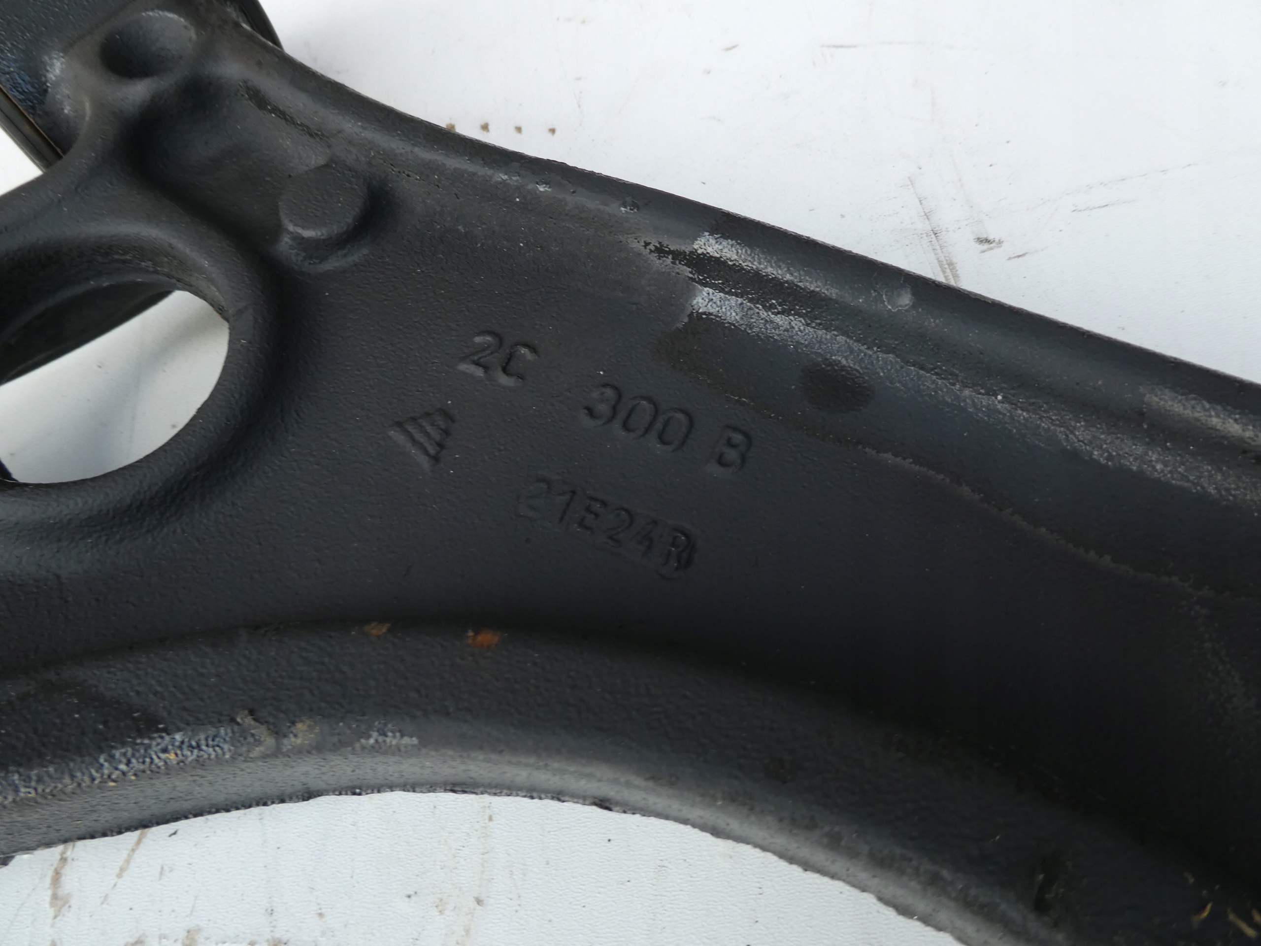 arm front left RENAULT MASTER III