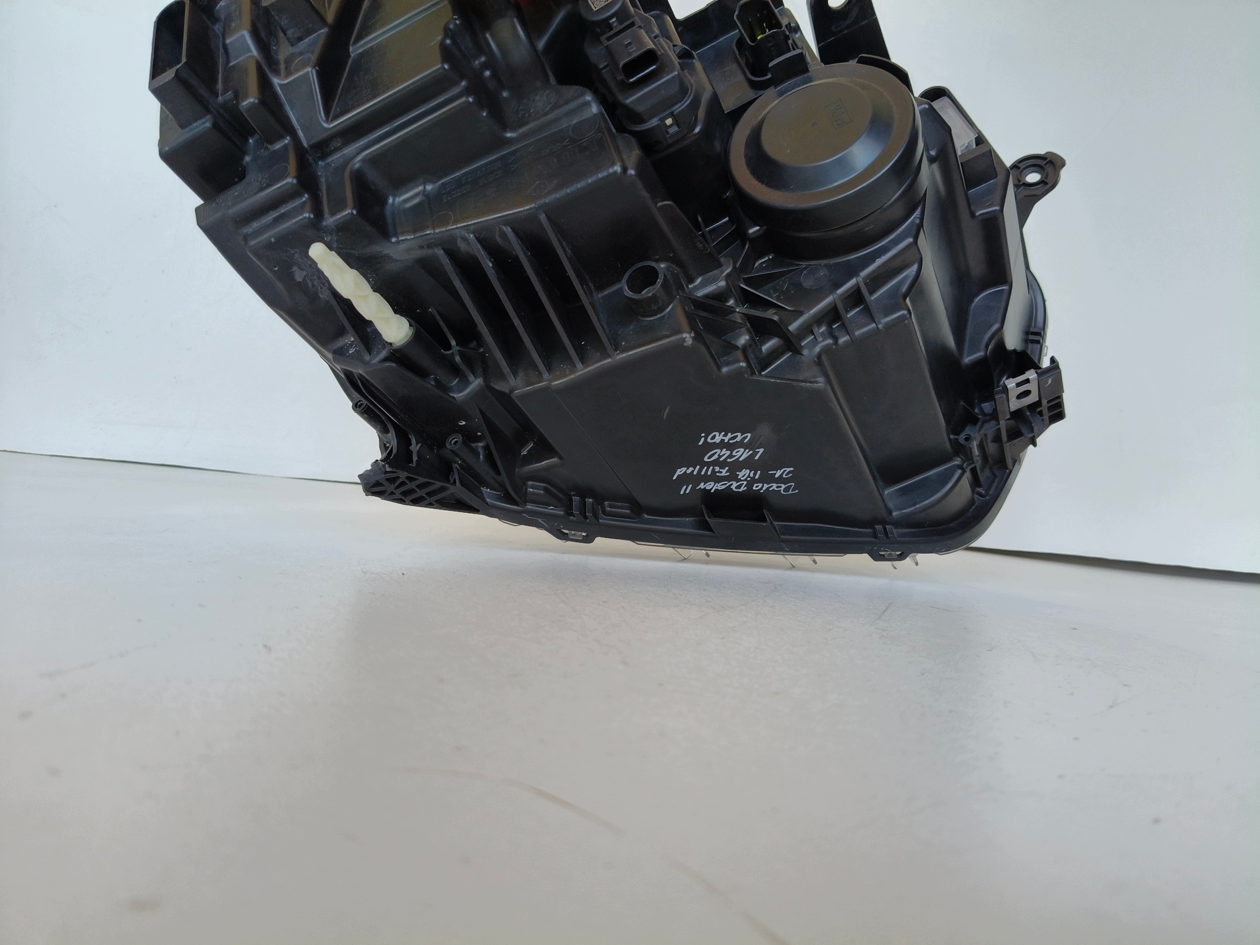 light left REFLEKTOR DACIA DUSTER II 21- LIFT FULL LED