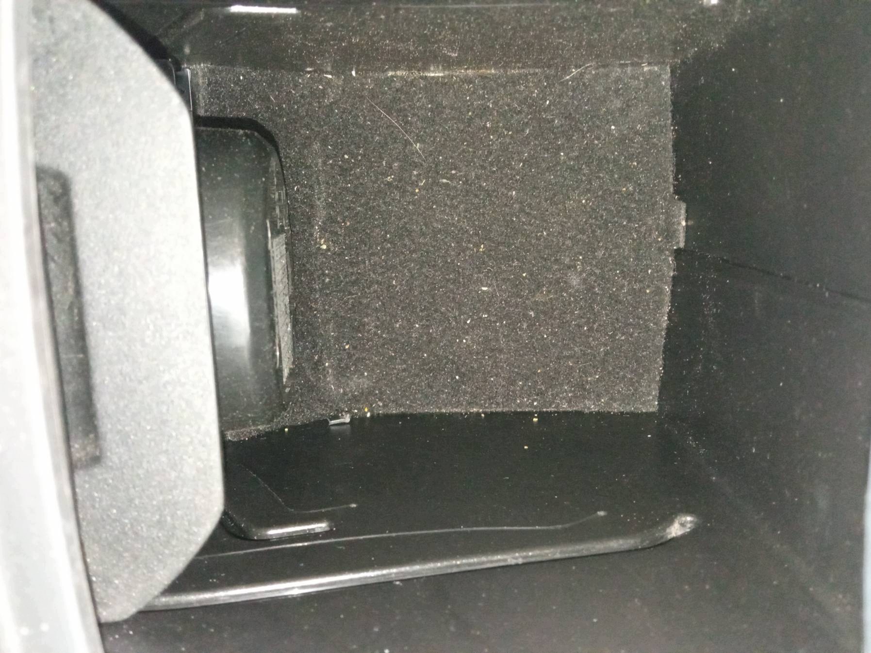 TUNEL central armrest T9 Peugeot 308 II (2014- )