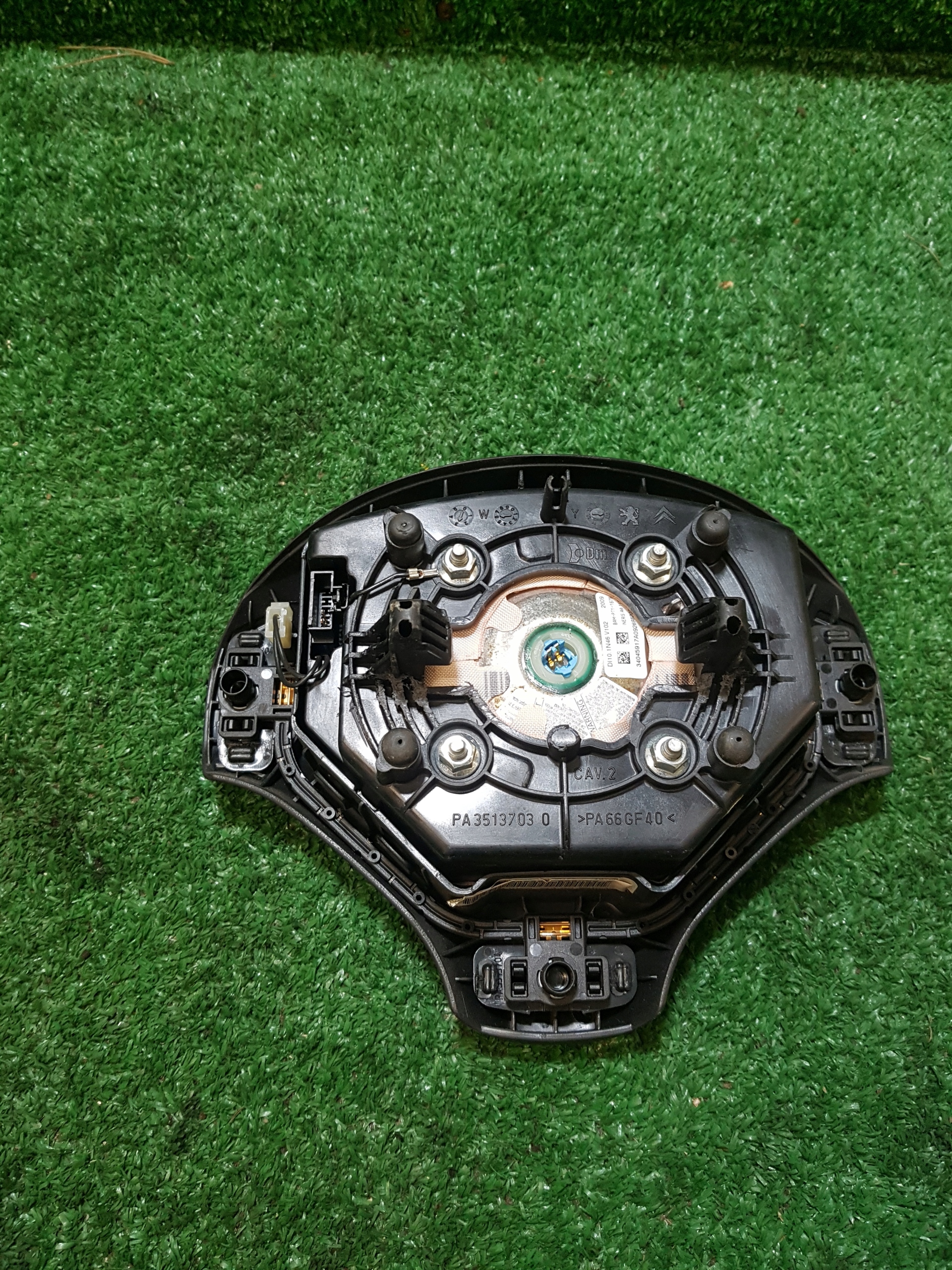 dashboard instrument panel PEUGEOT 3008 2009r