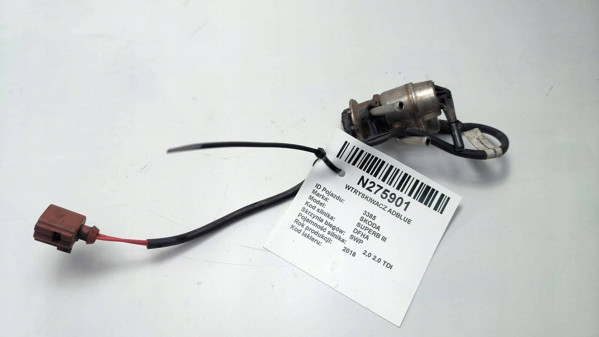 injector ADBLUE 04L131113P 2.0 TDI SKODA SUPERB III